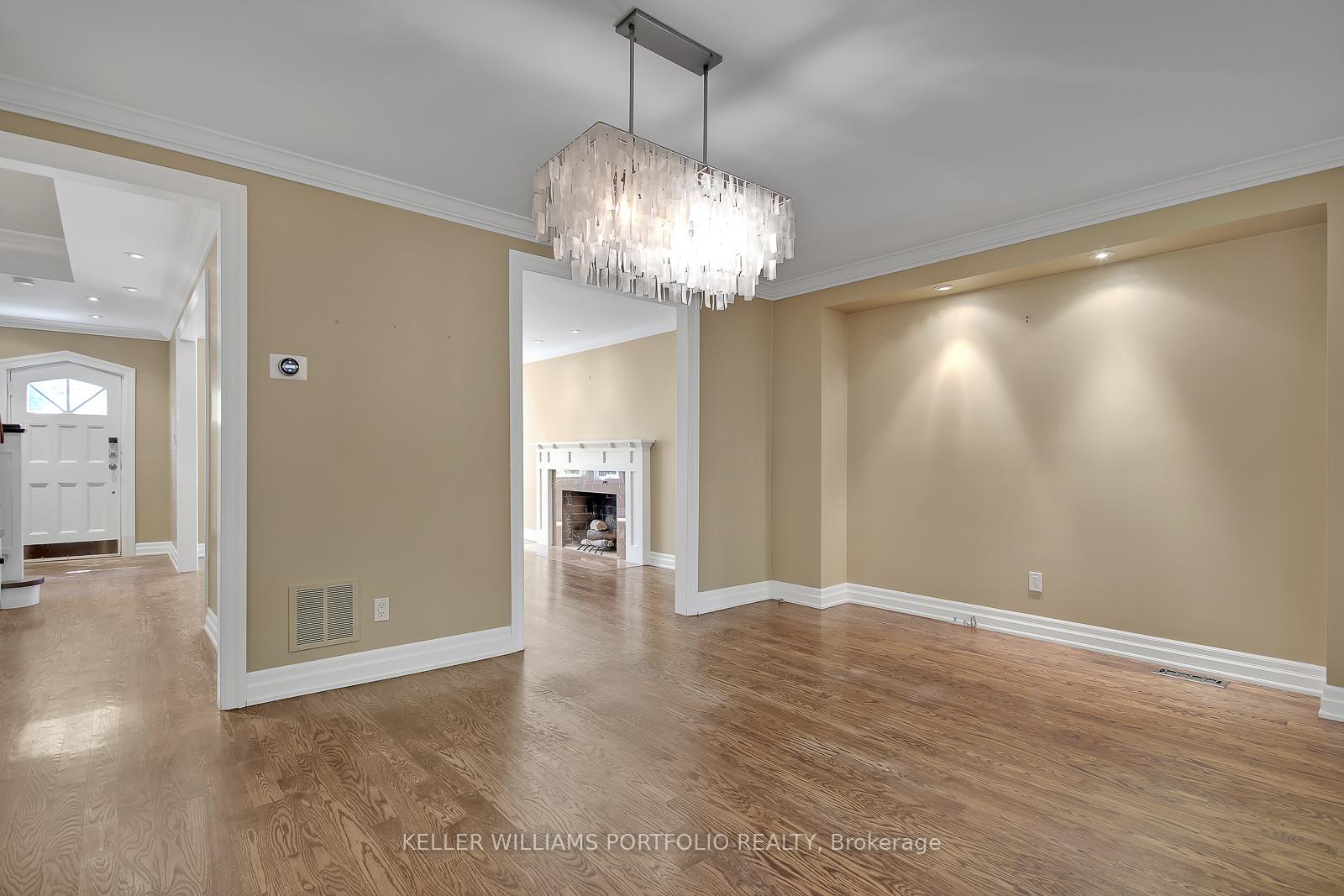 Photo 5 of 53 Duncannon Drive, Toronto, Forest Hill South — HOMEH