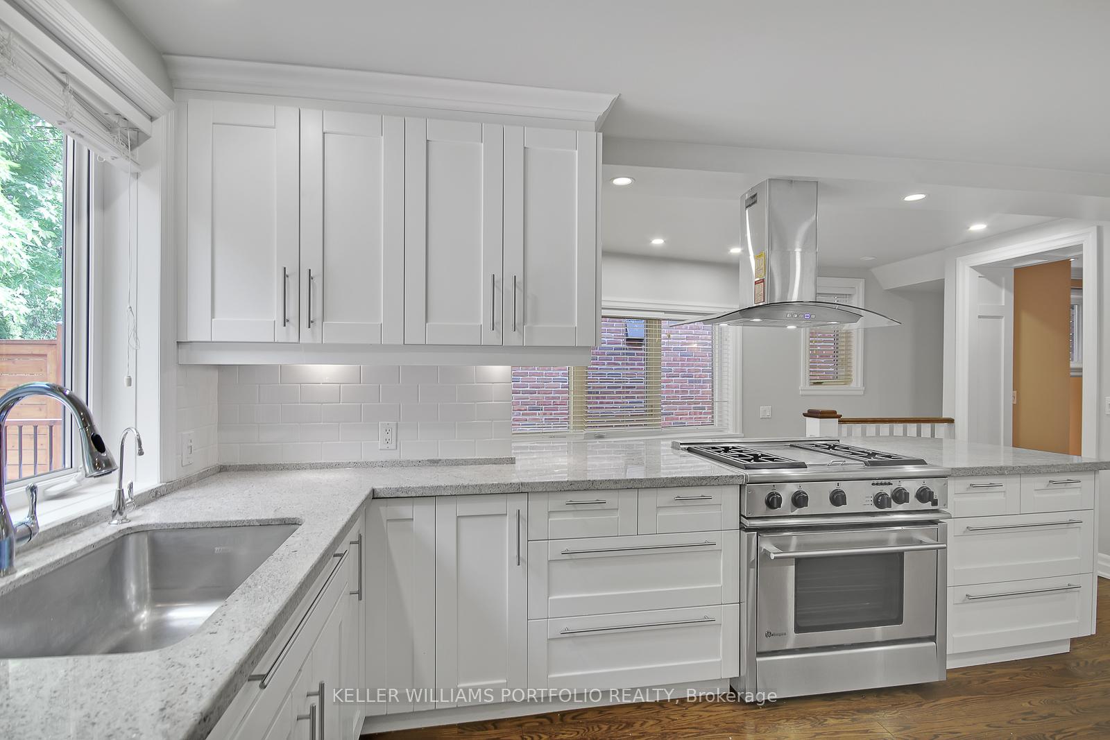 Photo 8 of 53 Duncannon Drive, Toronto, Forest Hill South — HOMEH