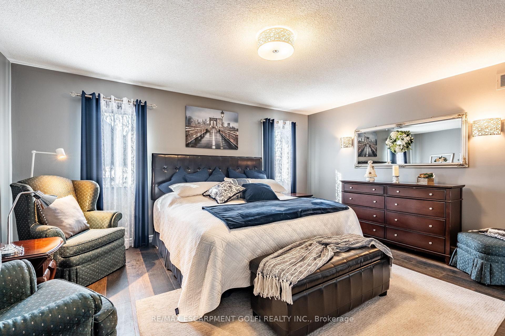 Photo 16 of 13 Silvercrest Court, Thorold, Confederation Heights — HOMEH