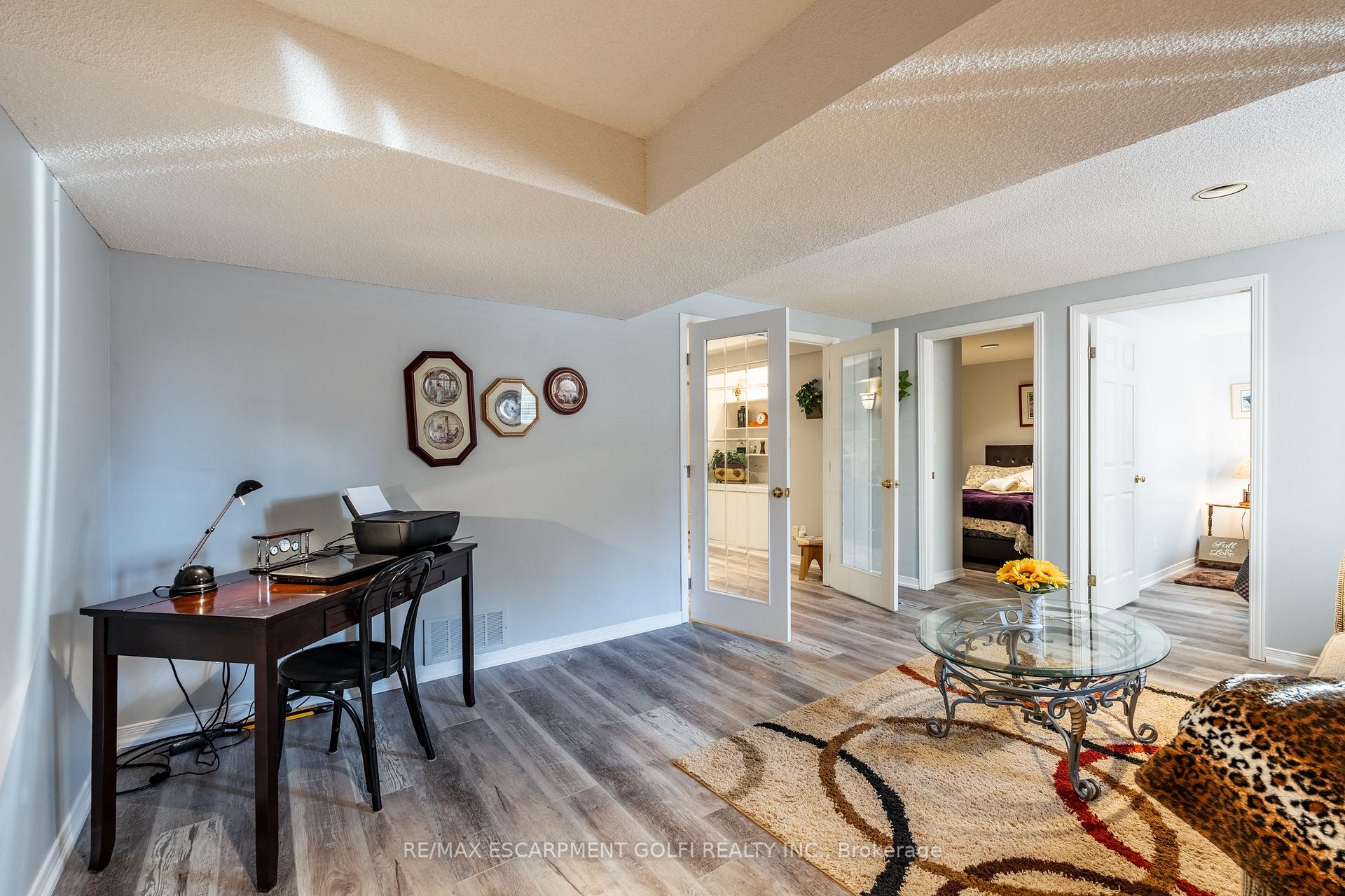 Photo 21 of 13 Silvercrest Court, Thorold, Confederation Heights — HOMEH