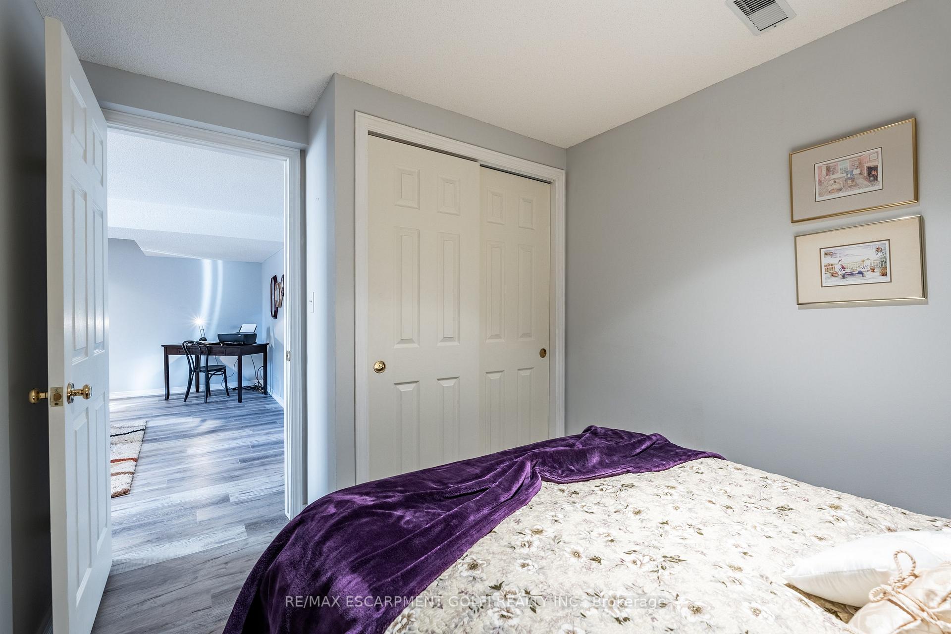 Photo 23 of 13 Silvercrest Court, Thorold, Confederation Heights — HOMEH