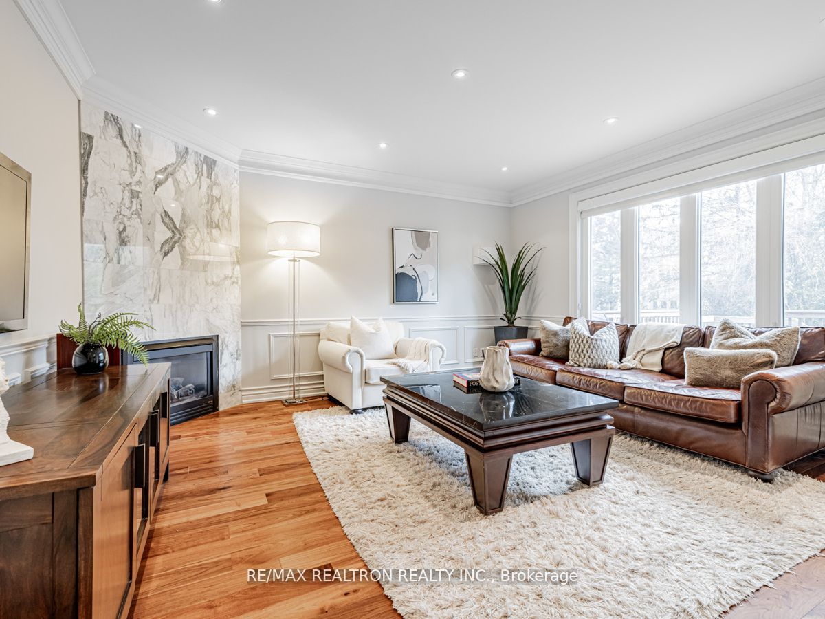 Photo 54 of 73 Pondview Road, Vaughan, Crestwood-Springfarm-Yorkhill — HOMEH