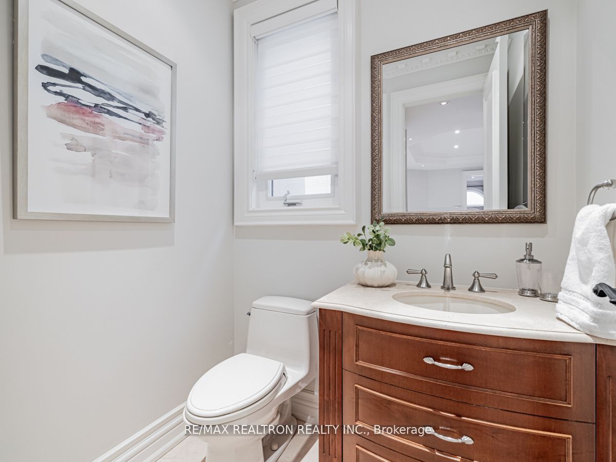 Photo 45 of 73 Pondview Road, Vaughan, Crestwood-Springfarm-Yorkhill — HOMEH