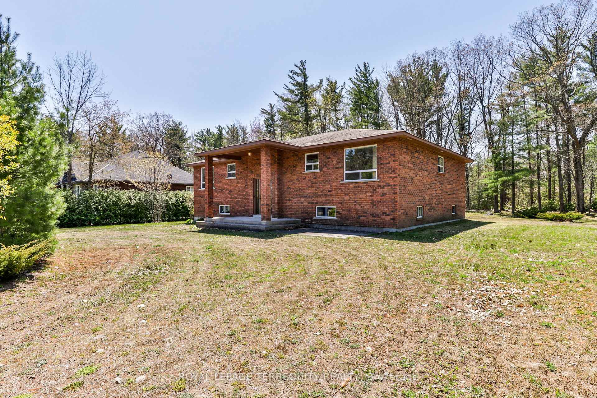 Photo 1 of 46 Stocco Circle, Tiny, Rural Tiny — HOMEH