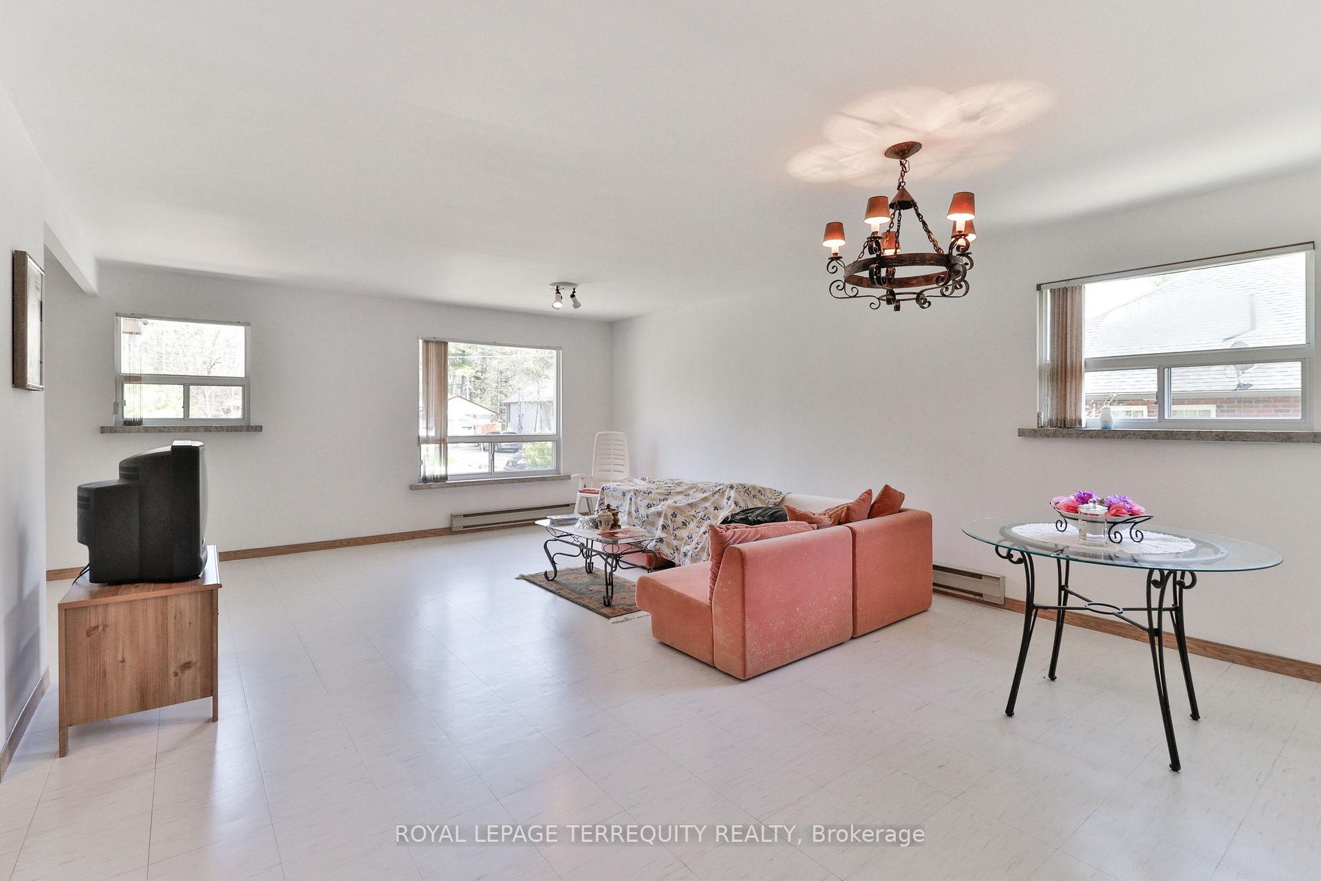 Photo 4 of 46 Stocco Circle, Tiny, Rural Tiny — HOMEH