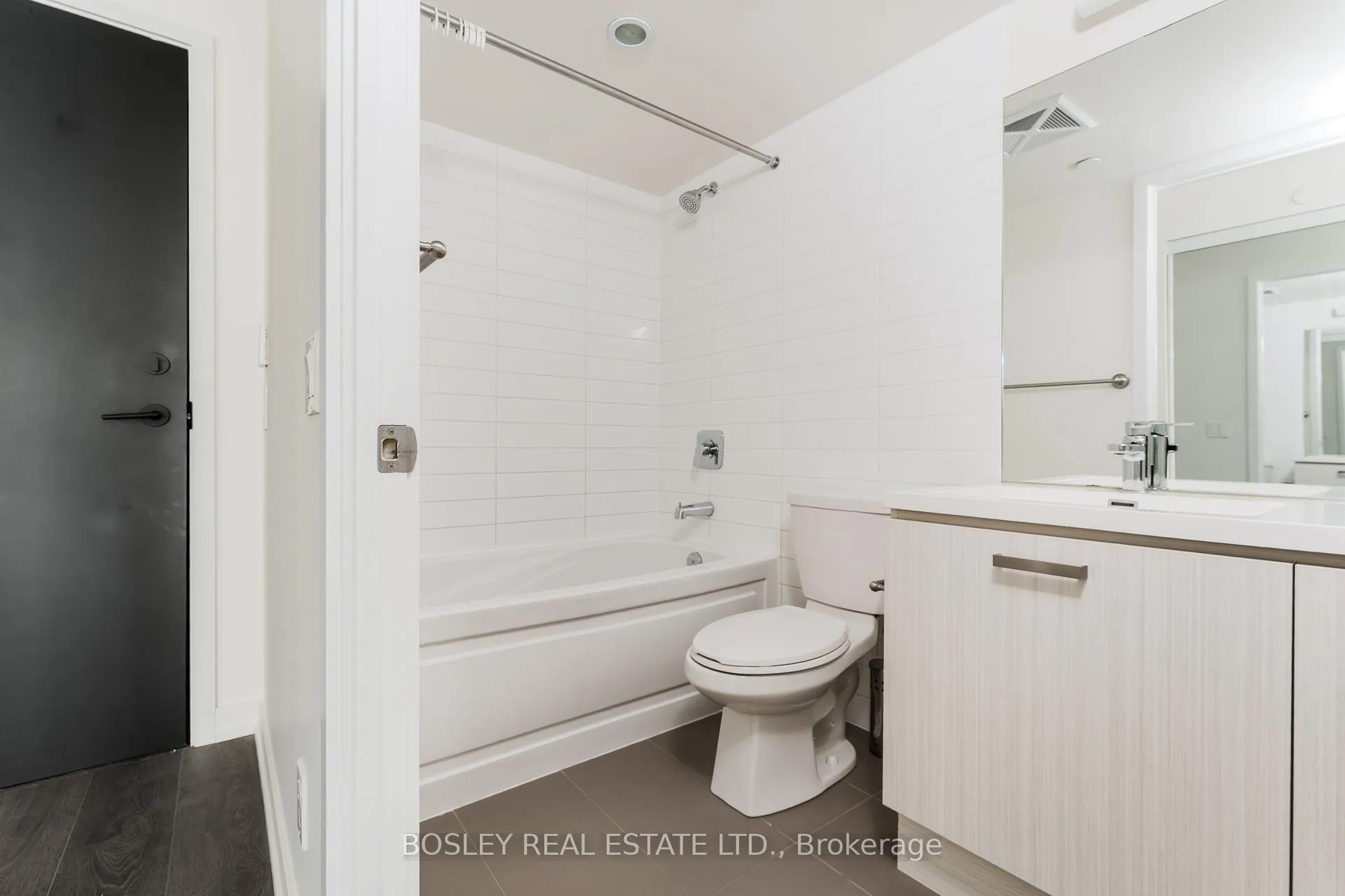 Photo 32 of Unit 1006, 125 Redpath Avenue, Toronto, Mount Pleasant West — HOMEH