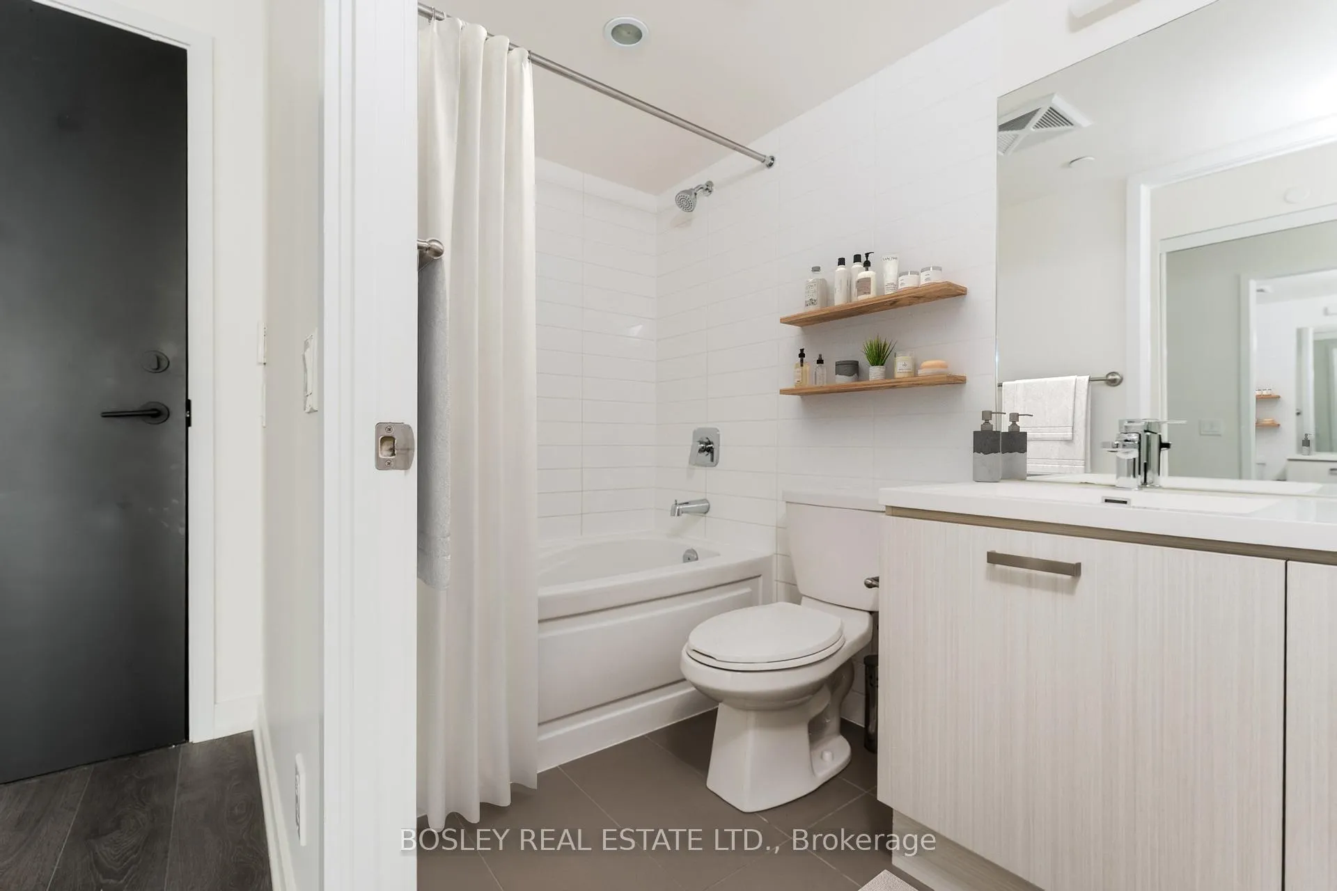 Photo 33 of Unit 1006, 125 Redpath Avenue, Toronto, Mount Pleasant West — HOMEH