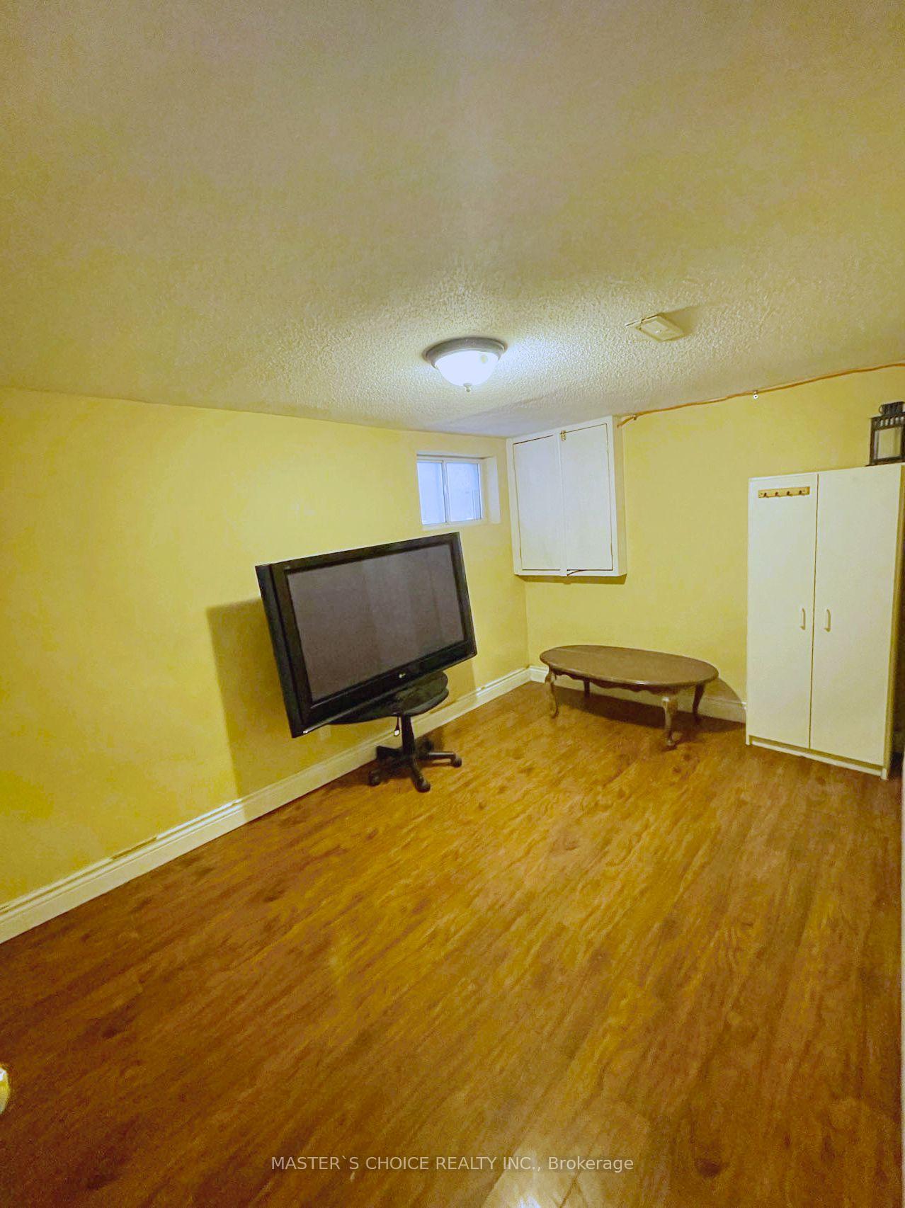 Photo 4 of Unit Lower, 885 Gerrard Street E, Toronto, South Riverdale — HOMEH