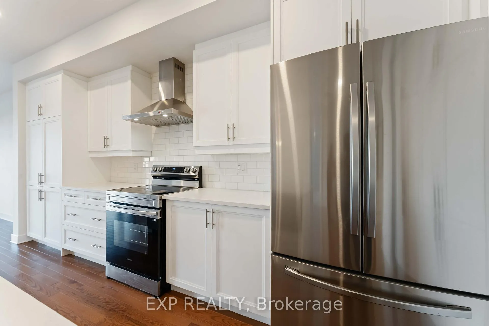 Photo 4 of 796 Solarium Avenue, Ottawa, Riverside South/Gloucester Glen — HOMEH