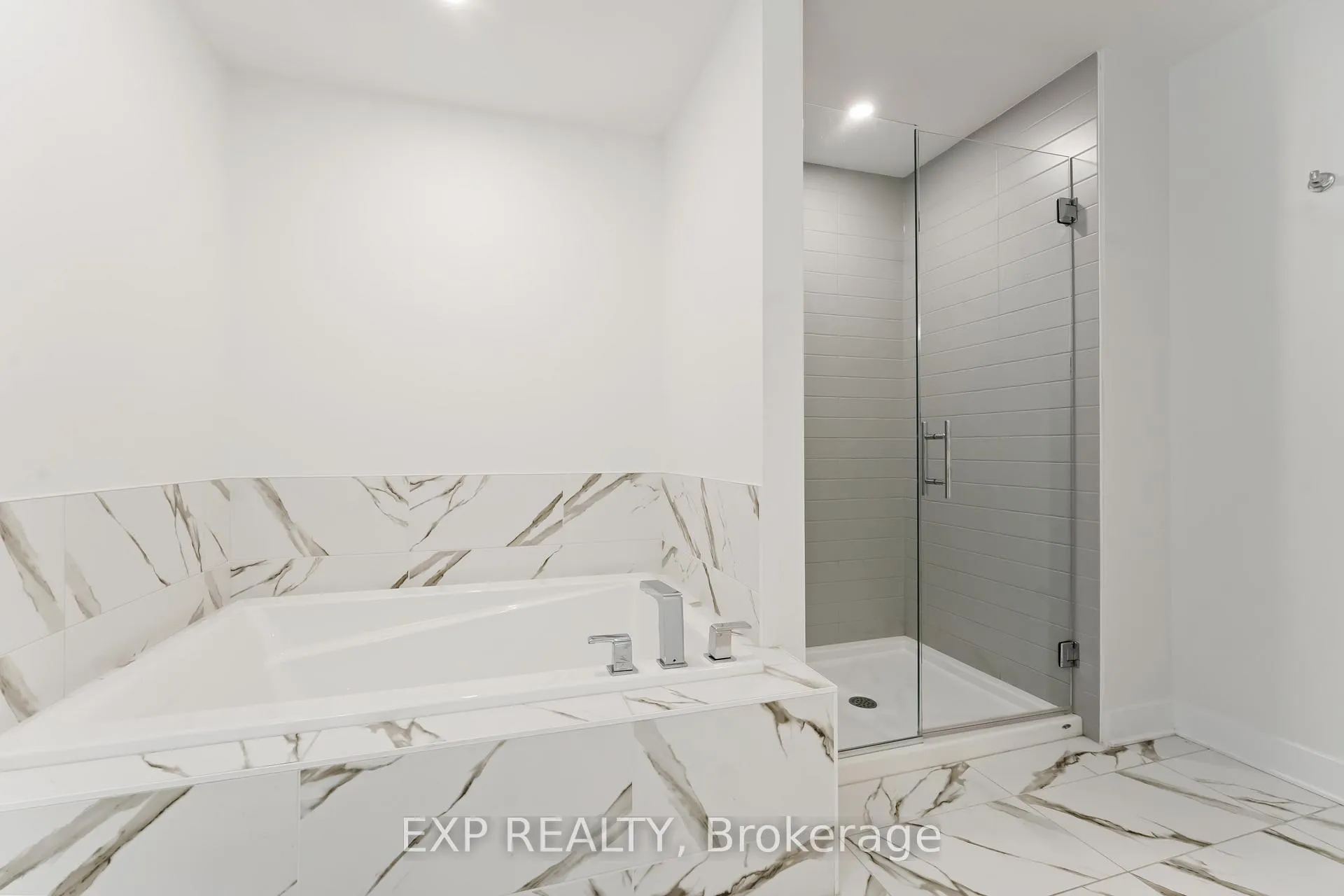 Photo 24 of 796 Solarium Avenue, Ottawa, Riverside South/Gloucester Glen — HOMEH