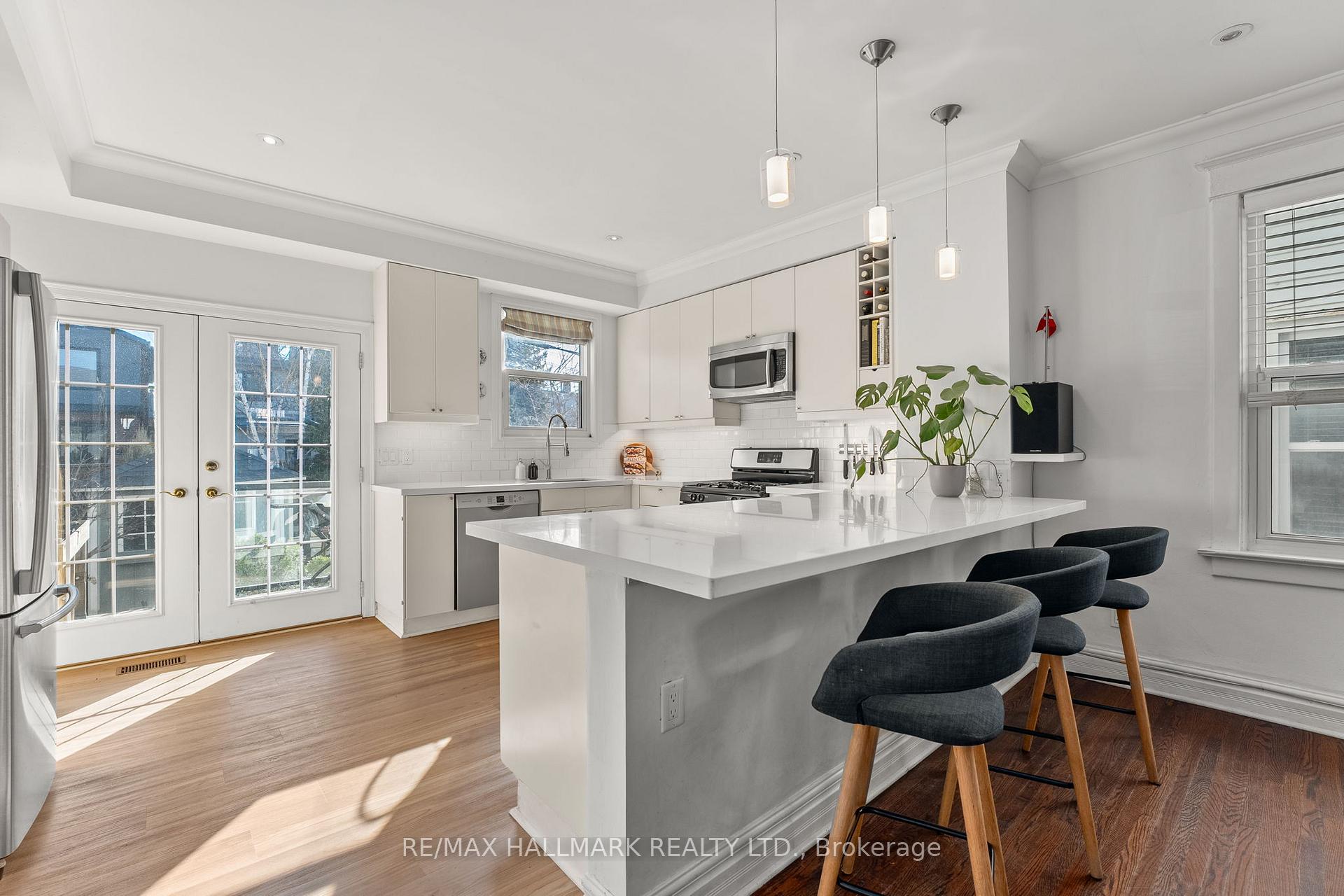 Photo 8 of 9 Muriel Avenue, Toronto, Danforth — HOMEH