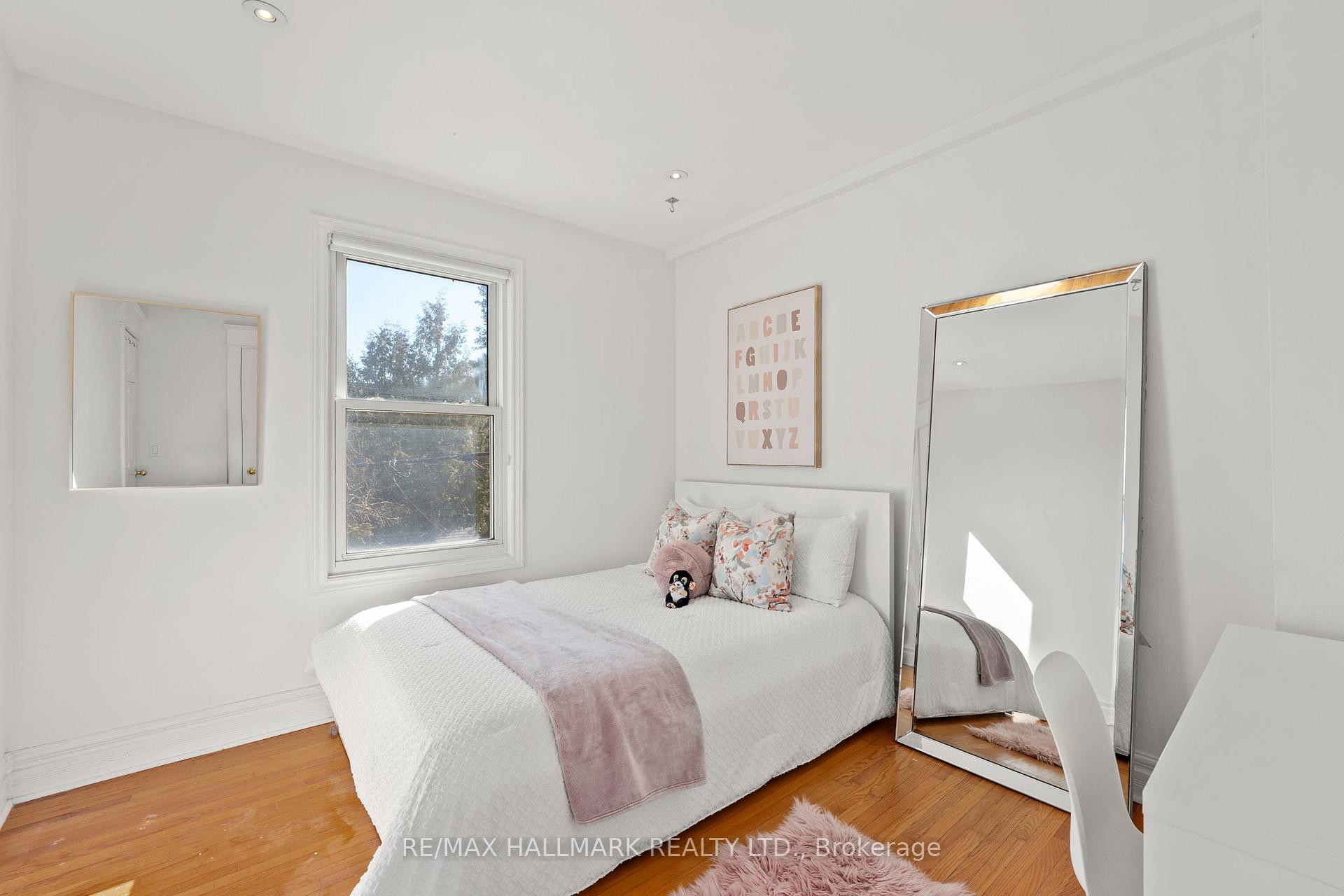 Photo 17 of 9 Muriel Avenue, Toronto, Danforth — HOMEH