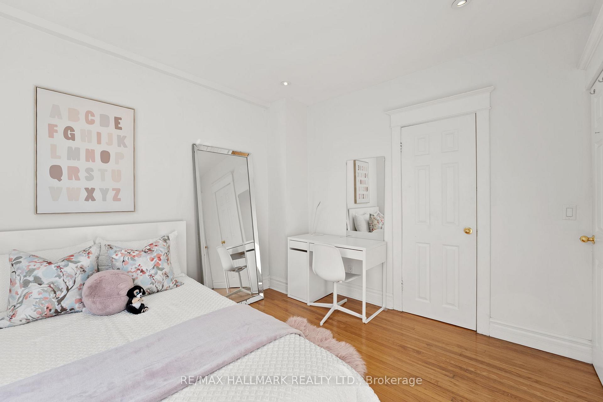 Photo 18 of 9 Muriel Avenue, Toronto, Danforth — HOMEH