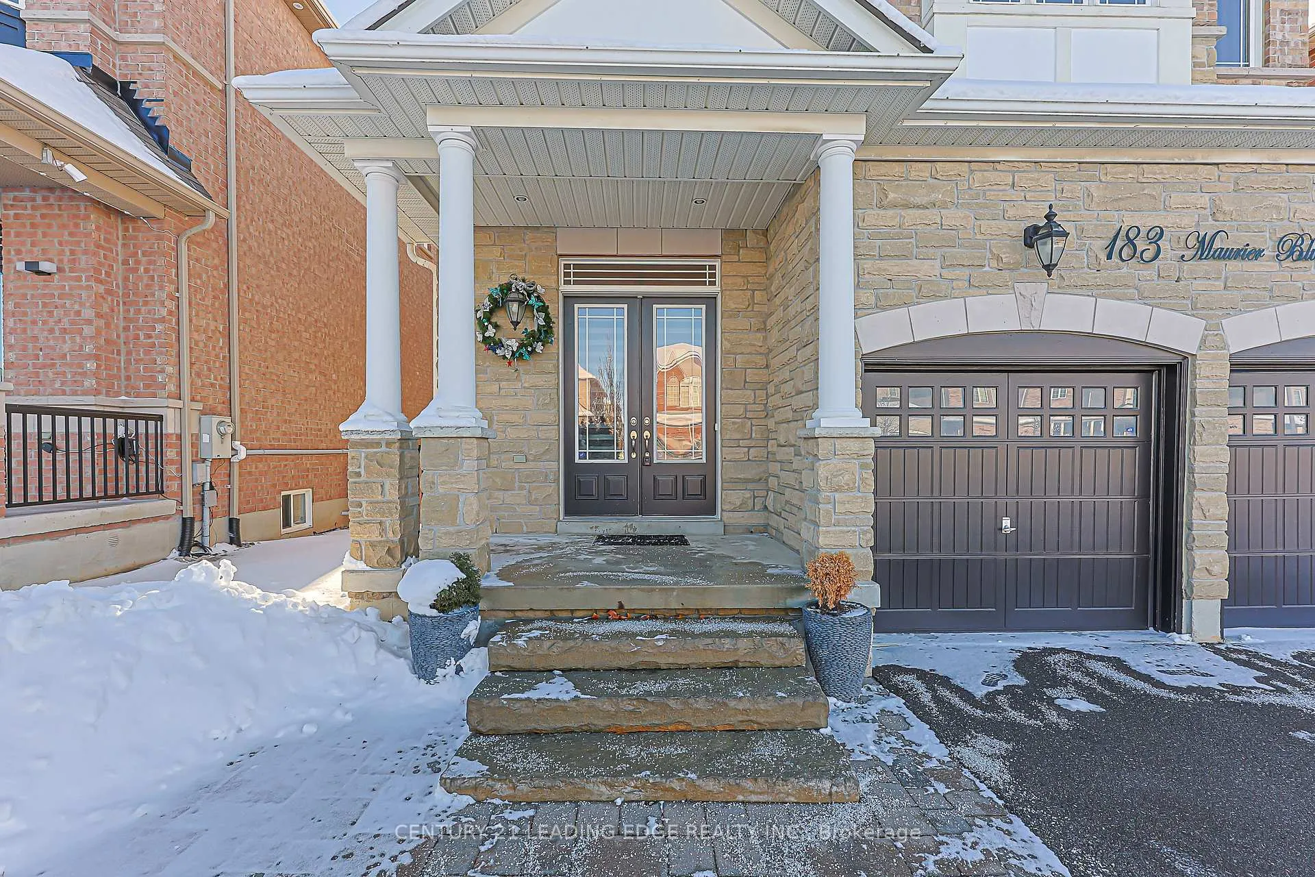 Photo 5 of 183 Maurier Boulevard, Vaughan, Patterson — HOMEH