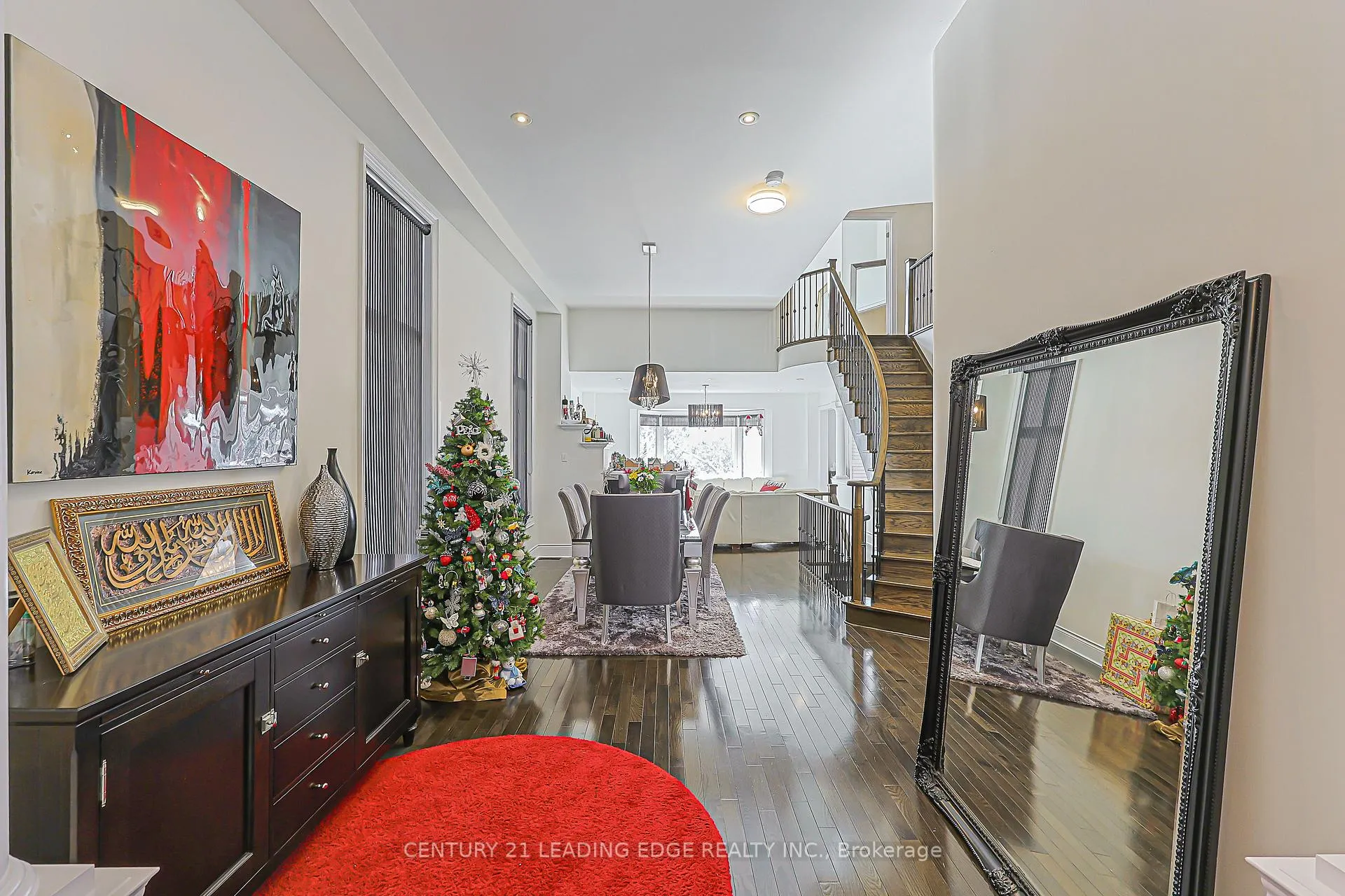 Photo 10 of 183 Maurier Boulevard, Vaughan, Patterson — HOMEH