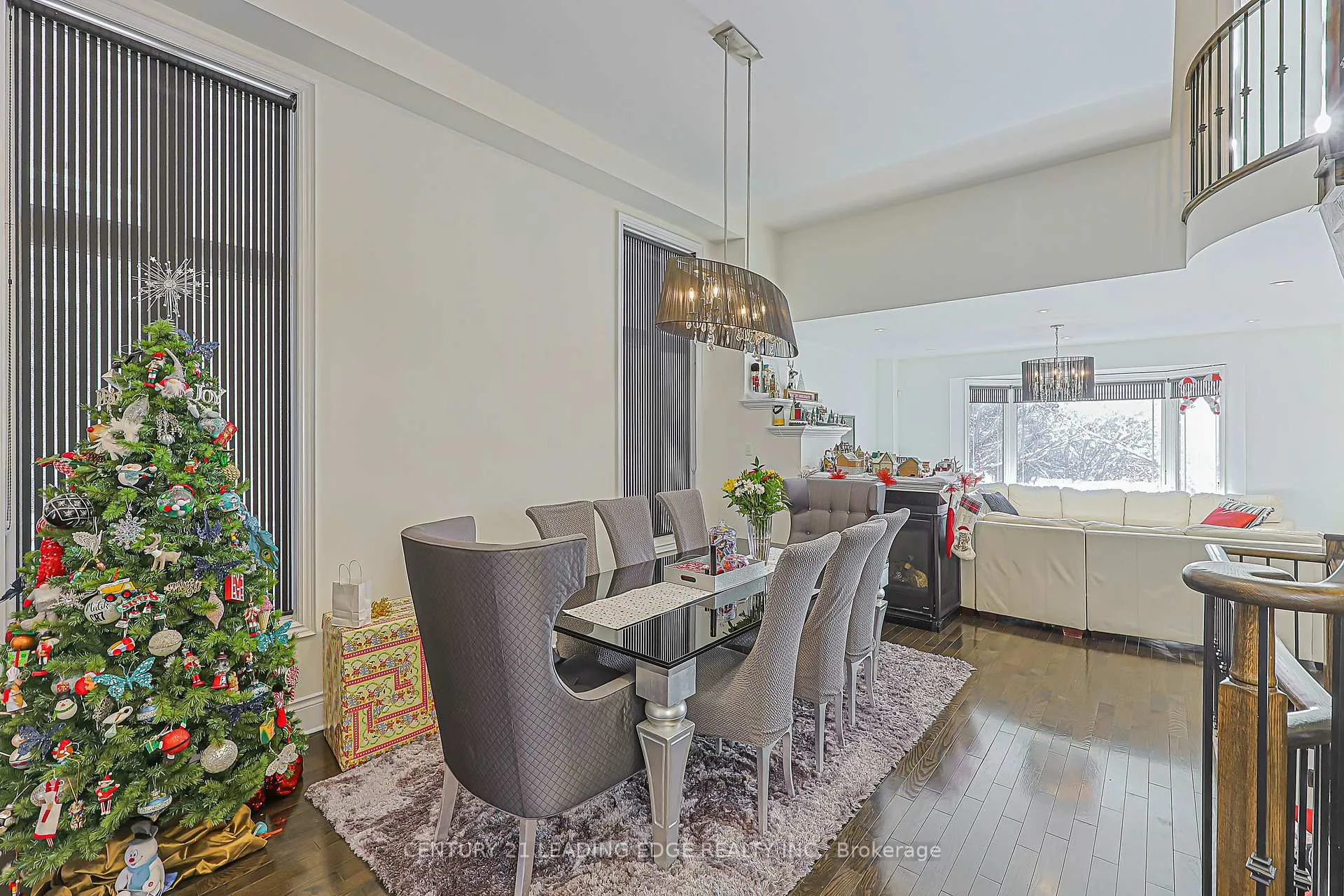 Photo 12 of 183 Maurier Boulevard, Vaughan, Patterson — HOMEH
