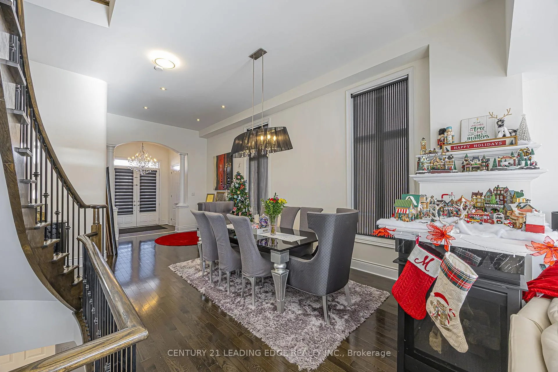 Photo 13 of 183 Maurier Boulevard, Vaughan, Patterson — HOMEH