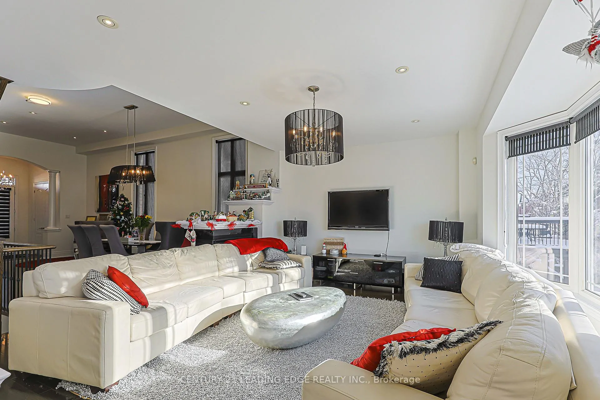 Photo 18 of 183 Maurier Boulevard, Vaughan, Patterson — HOMEH