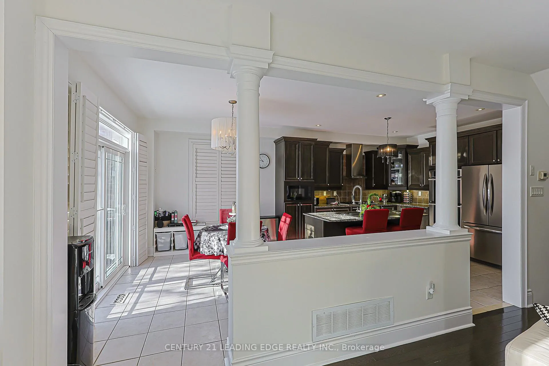 Photo 20 of 183 Maurier Boulevard, Vaughan, Patterson — HOMEH