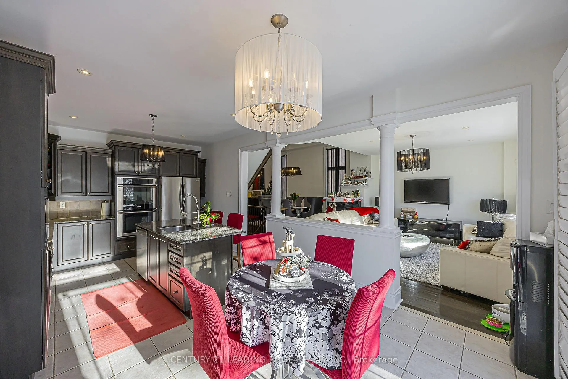 Photo 21 of 183 Maurier Boulevard, Vaughan, Patterson — HOMEH
