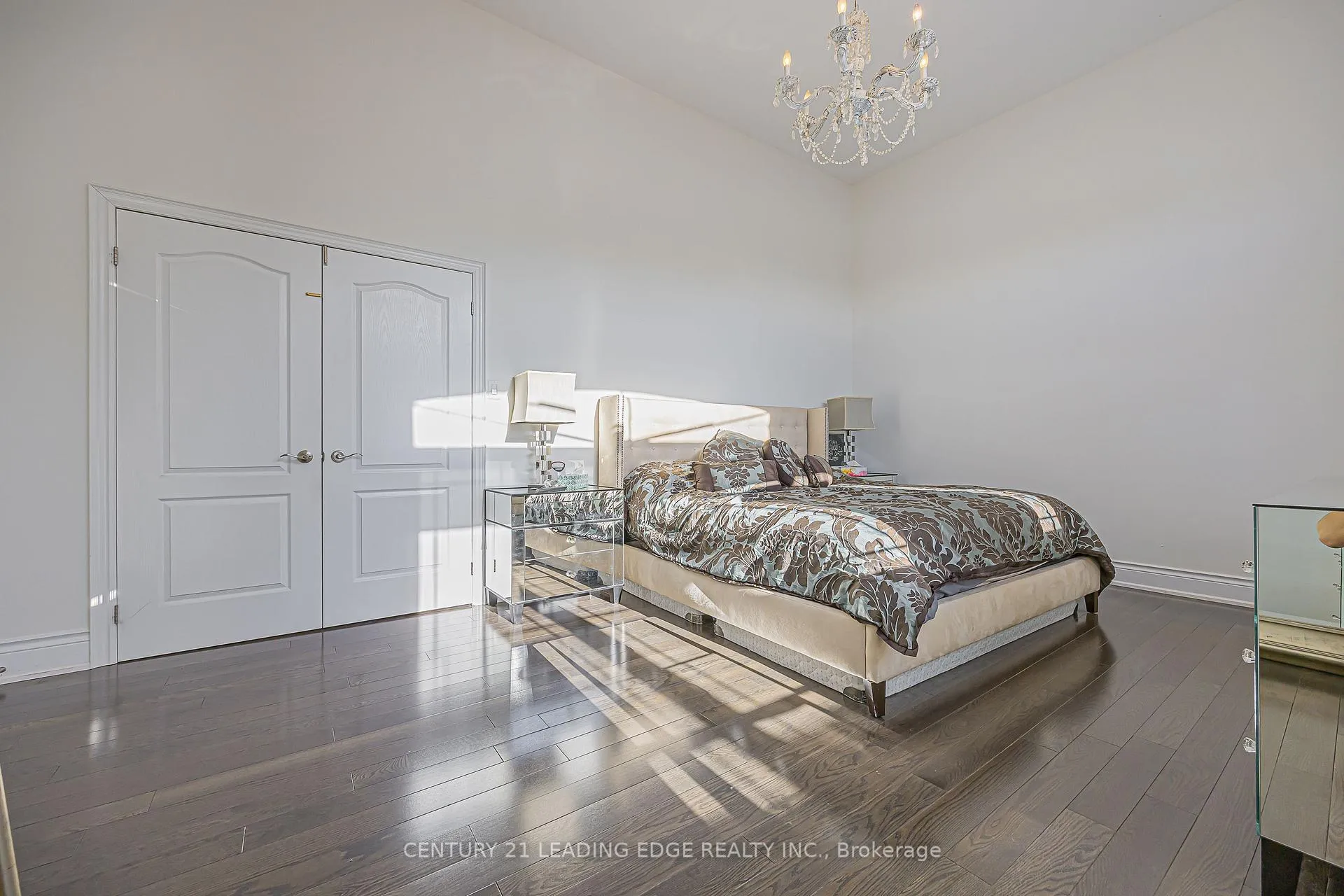 Photo 33 of 183 Maurier Boulevard, Vaughan, Patterson — HOMEH