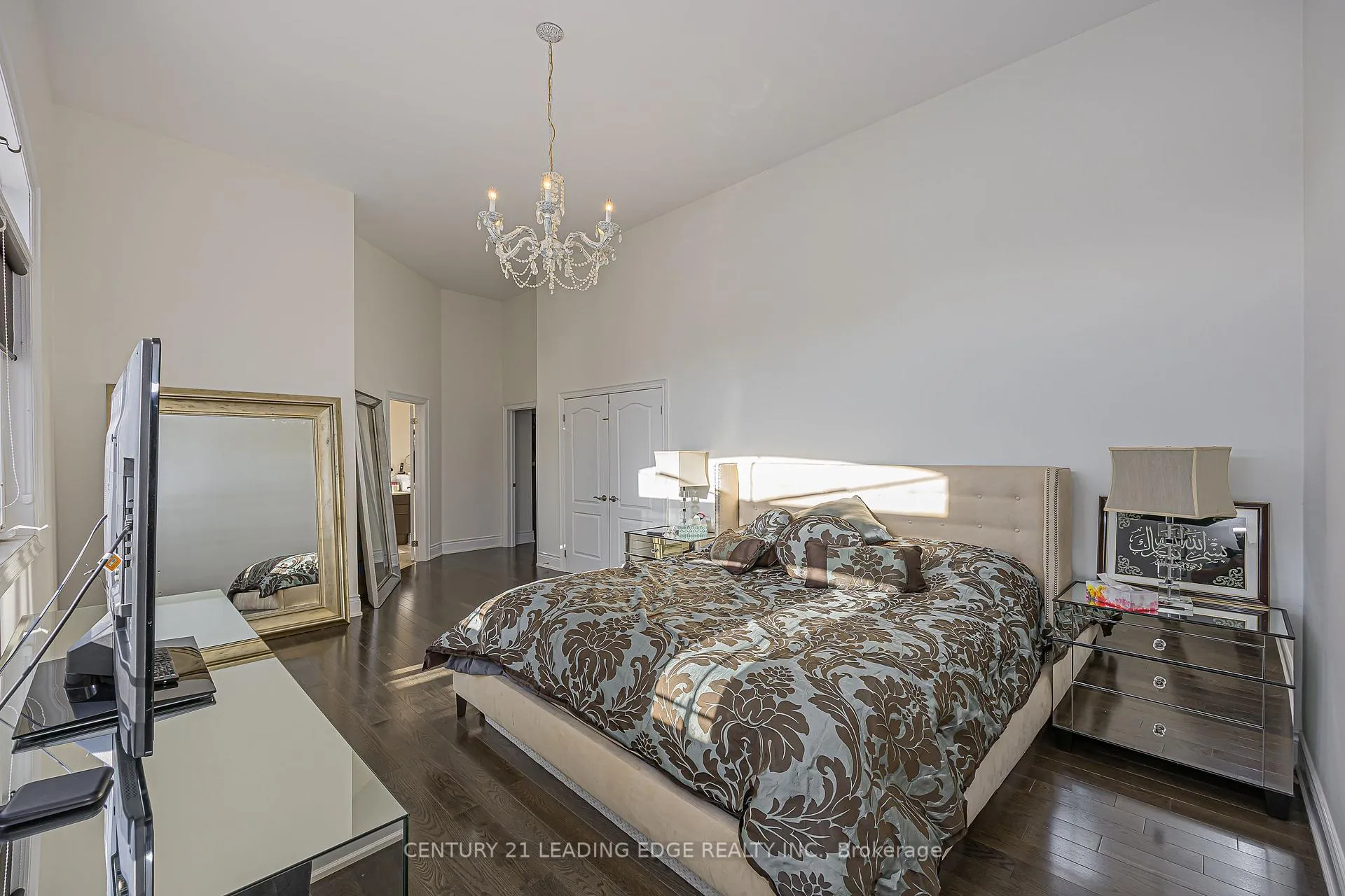 Photo 34 of 183 Maurier Boulevard, Vaughan, Patterson — HOMEH