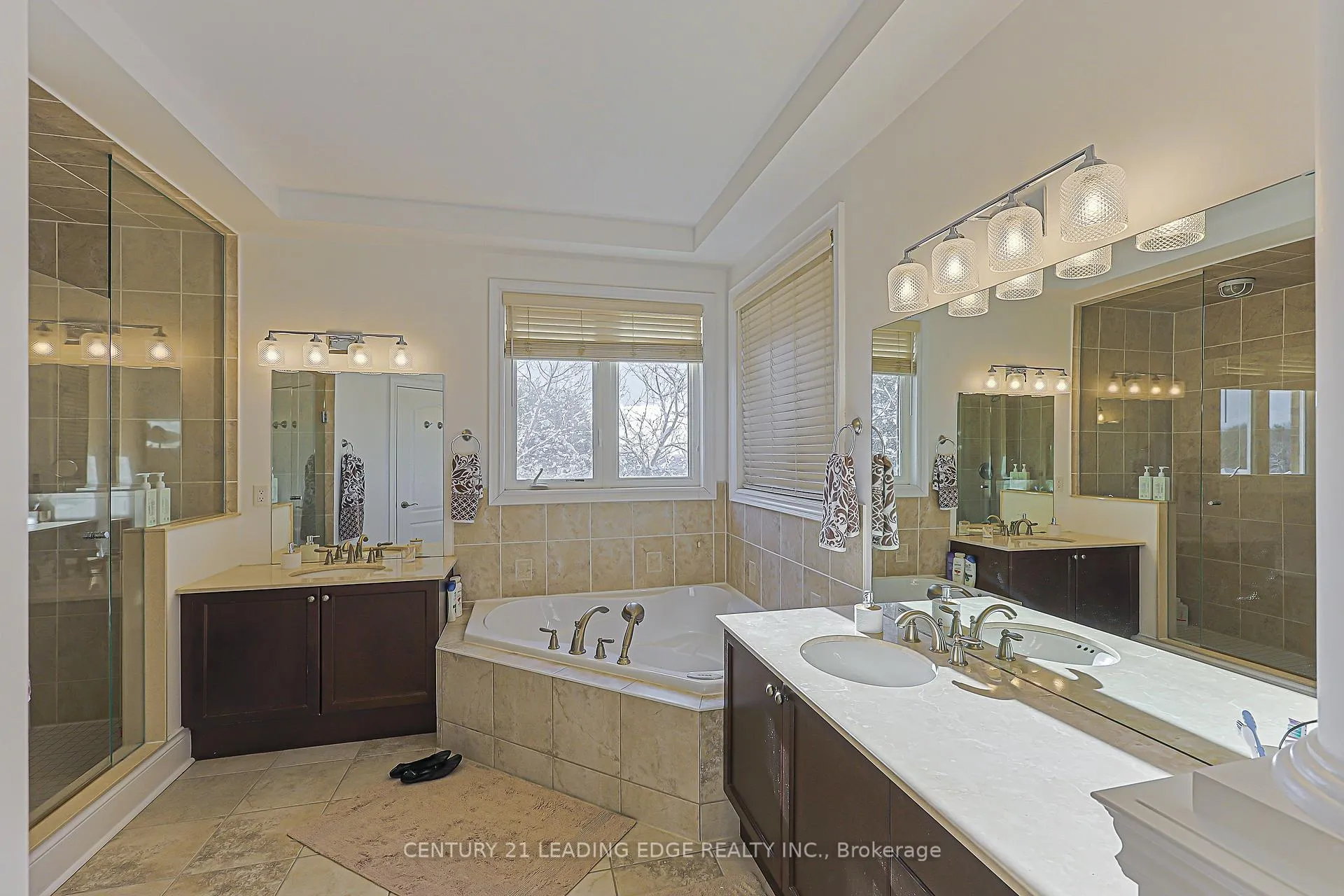 Photo 35 of 183 Maurier Boulevard, Vaughan, Patterson — HOMEH