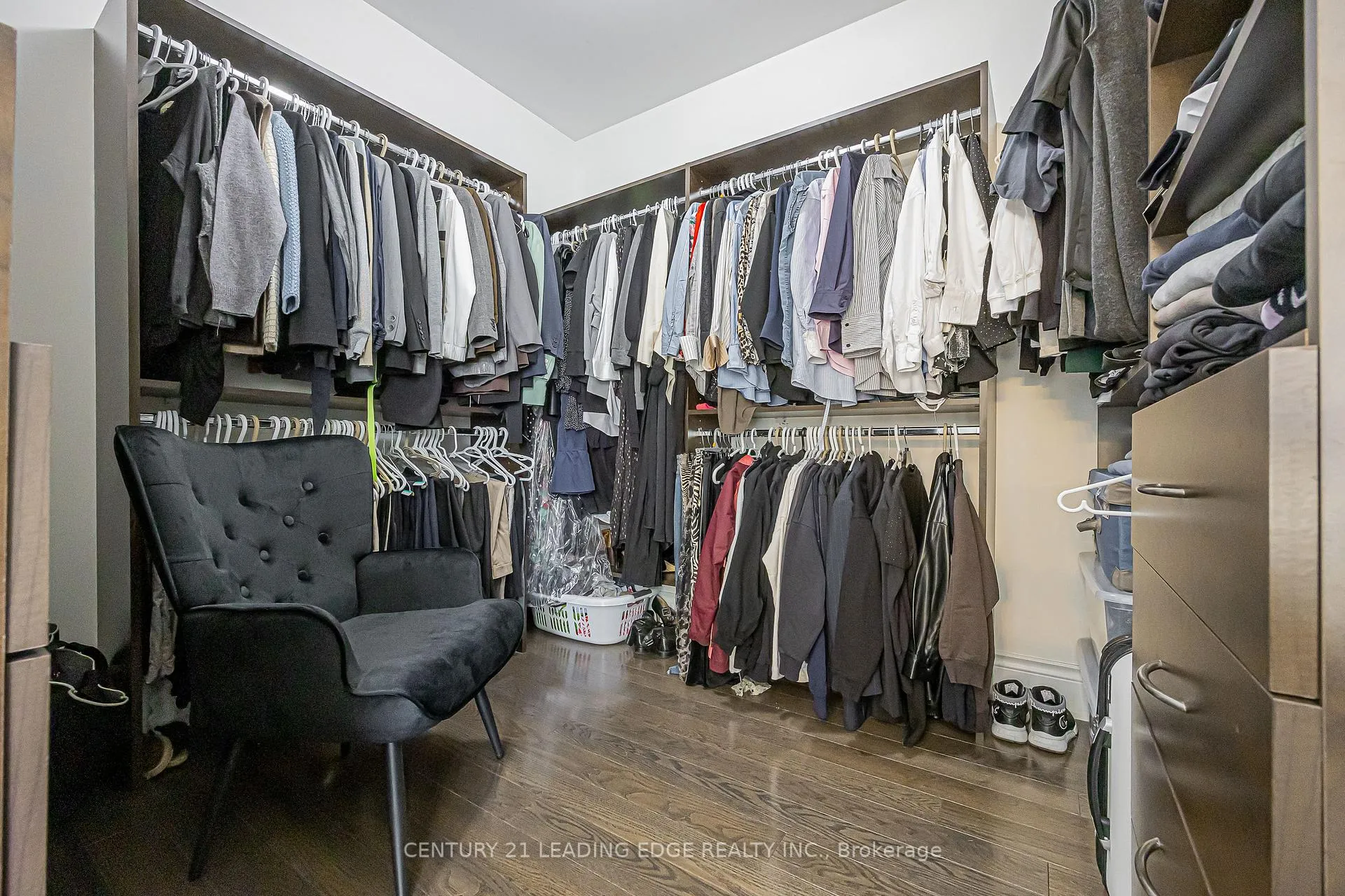 Photo 38 of 183 Maurier Boulevard, Vaughan, Patterson — HOMEH