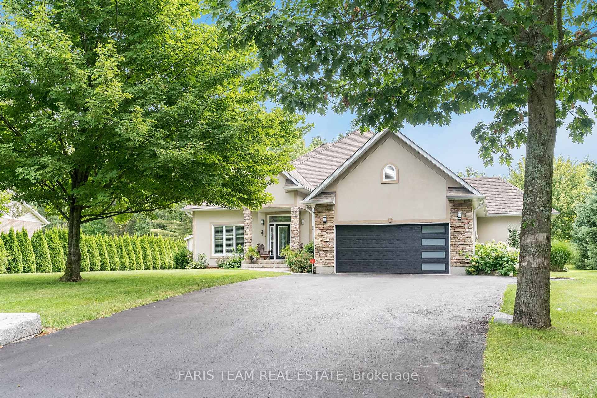 Photo 1 of 127 Goldfinch Crescent, Tiny, Rural Tiny — HOMEH