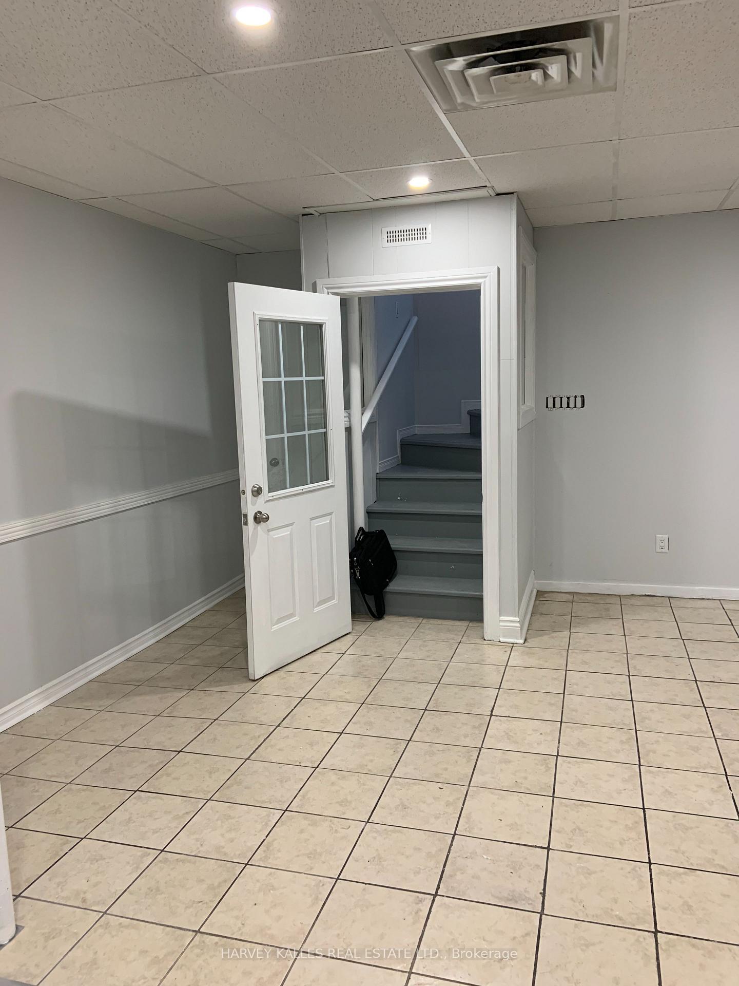 Photo 4 of Unit Bsmt, 881 St Clair Avenue W, Toronto, Wychwood — HOMEH
