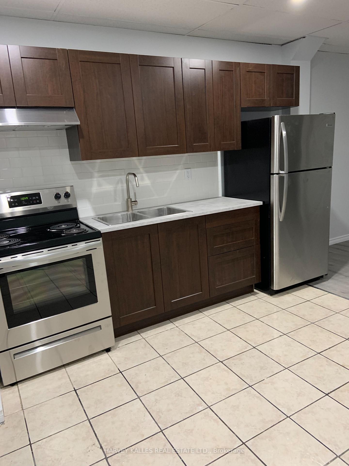 Photo 2 of Unit Bsmt, 881 St Clair Avenue W, Toronto, Wychwood — HOMEH