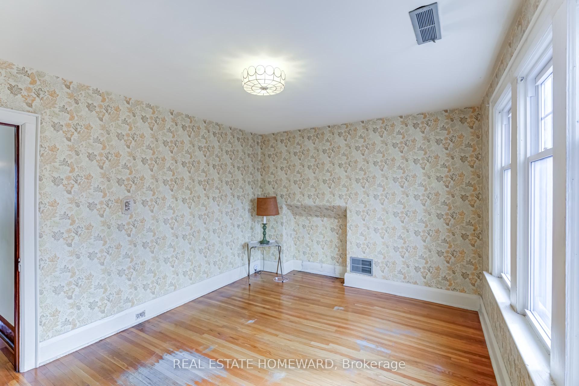 Photo 3 of 640 Glebeholme Boulevard, Toronto, Danforth — HOMEH