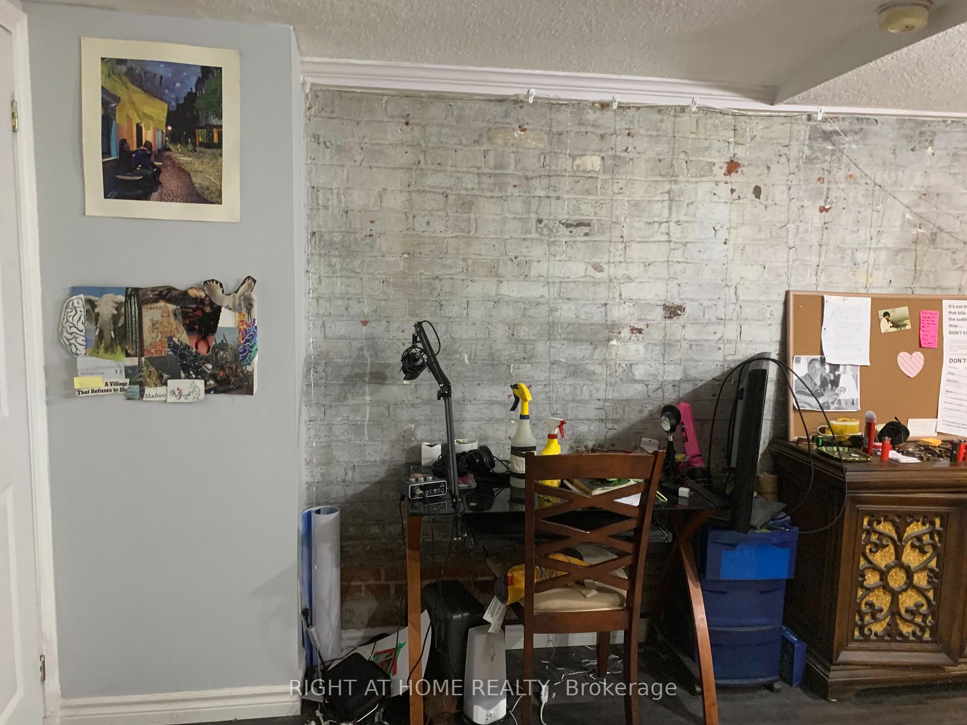 Photo 9 of Unit Apt#: 0, 329 Mutual Street, Toronto, Church-Yonge Corridor — HOMEH
