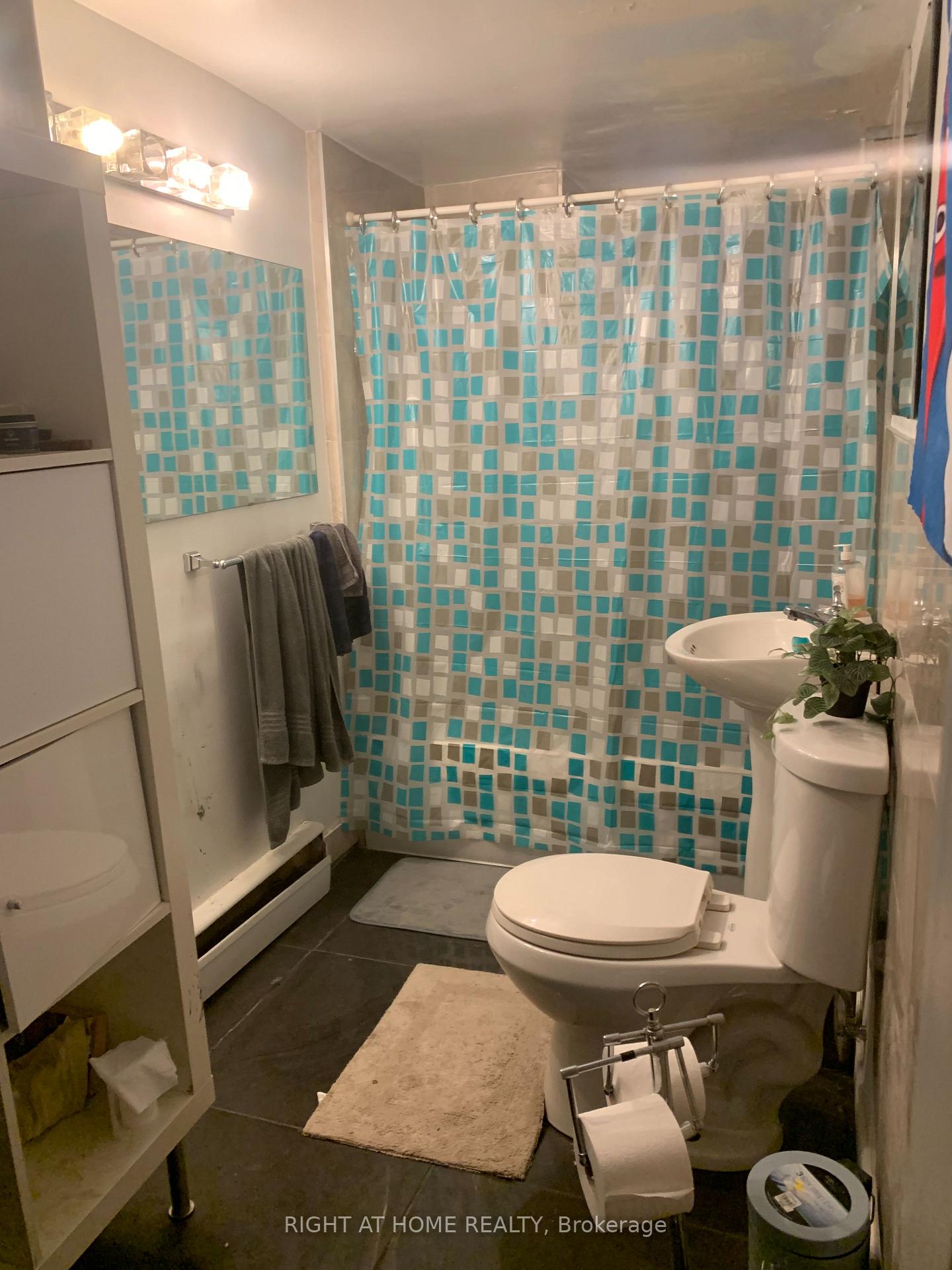 Photo 10 of Unit Apt#: 0, 329 Mutual Street, Toronto, Church-Yonge Corridor — HOMEH