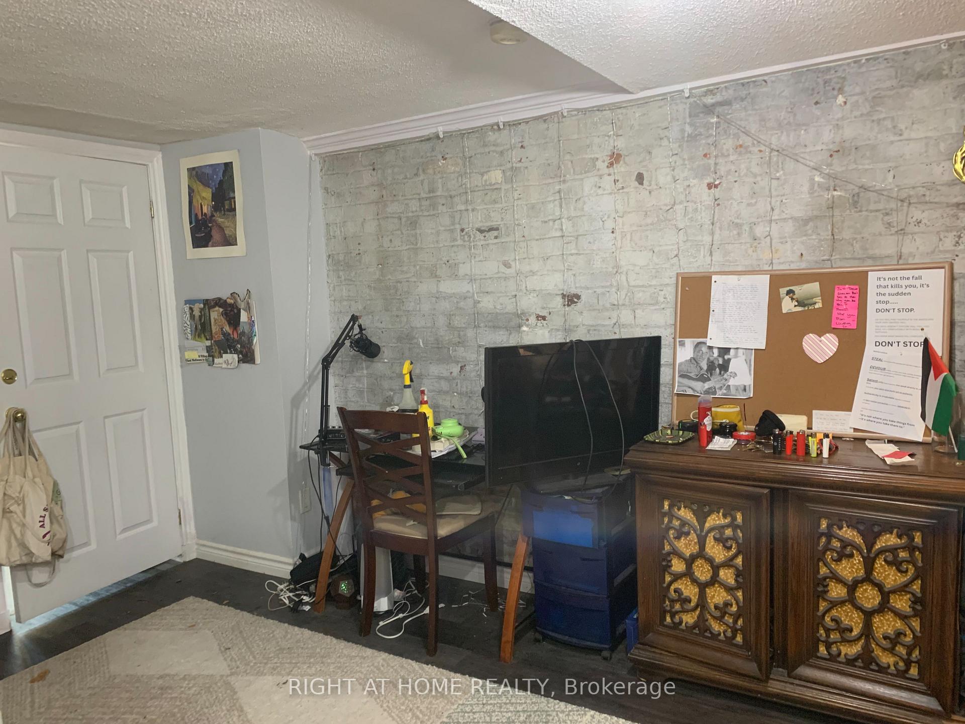 Photo 15 of Unit Apt#: 0, 329 Mutual Street, Toronto, Church-Yonge Corridor — HOMEH