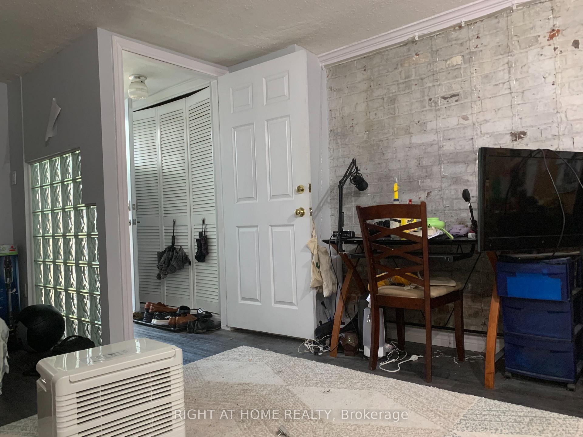 Photo 19 of Unit Apt#: 0, 329 Mutual Street, Toronto, Church-Yonge Corridor — HOMEH