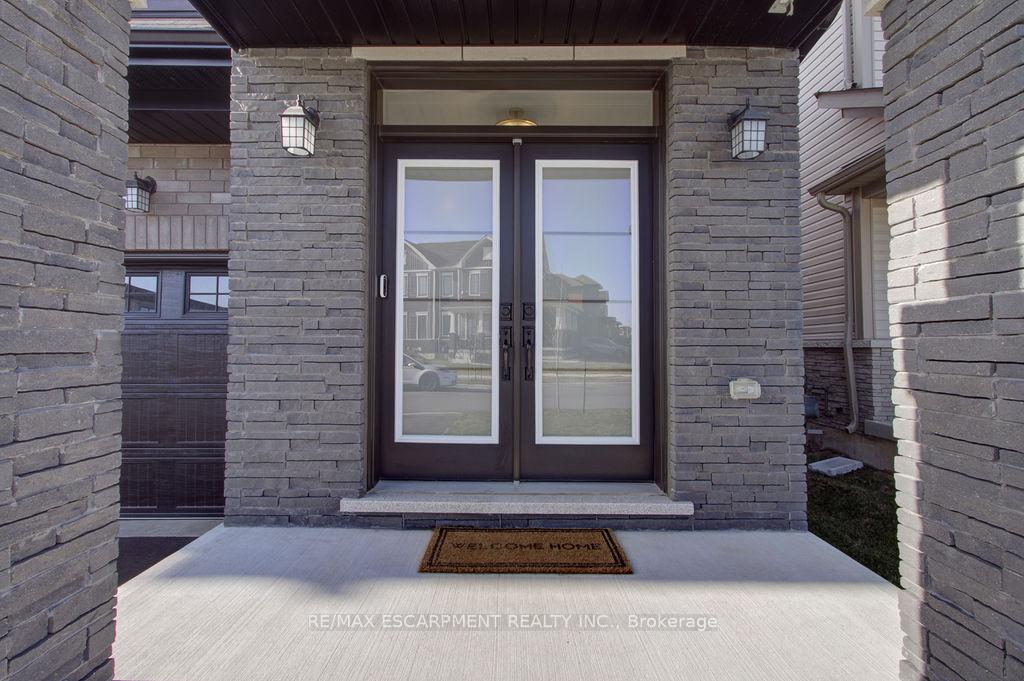 Photo 2 of 289 Vanilla Trail, Thorold, Rolling Meadows — HOMEH
