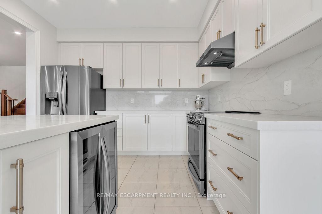 Photo 8 of 289 Vanilla Trail, Thorold, Rolling Meadows — HOMEH