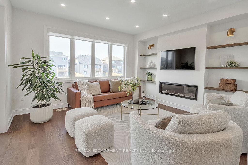Photo 13 of 289 Vanilla Trail, Thorold, Rolling Meadows — HOMEH