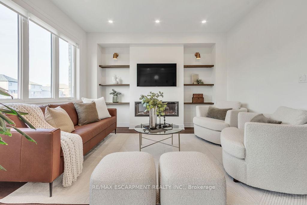 Photo 14 of 289 Vanilla Trail, Thorold, Rolling Meadows — HOMEH