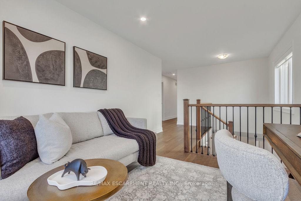 Photo 16 of 289 Vanilla Trail, Thorold, Rolling Meadows — HOMEH
