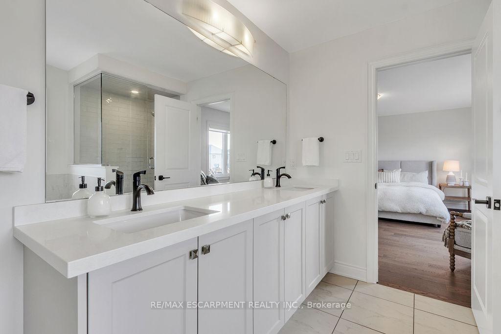 Photo 20 of 289 Vanilla Trail, Thorold, Rolling Meadows — HOMEH