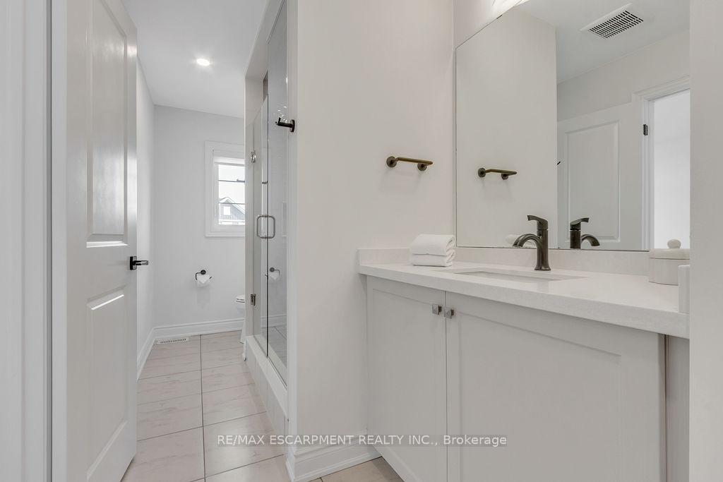 Photo 22 of 289 Vanilla Trail, Thorold, Rolling Meadows — HOMEH