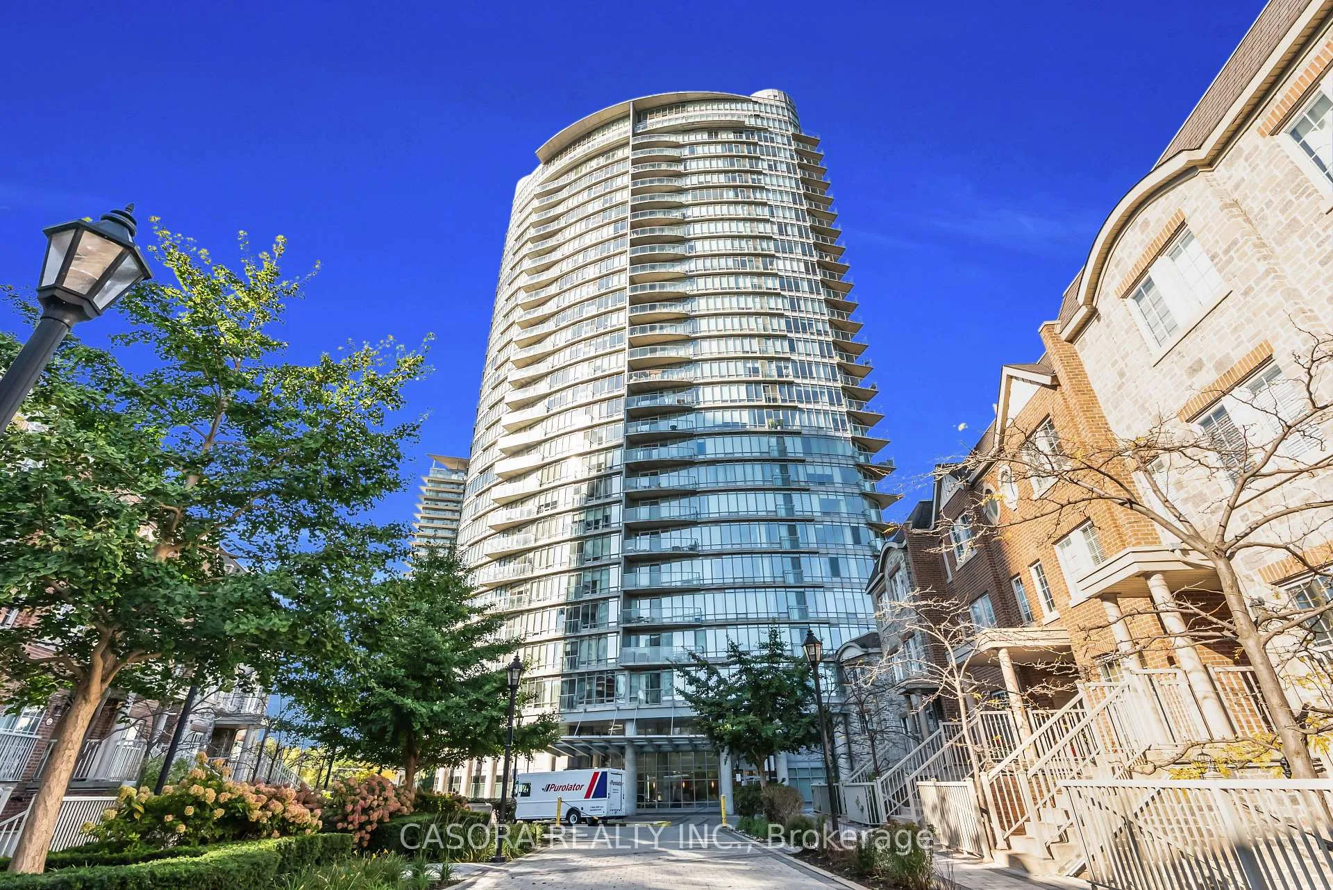 Front of Unit 1207, 15 Windermere Avenue