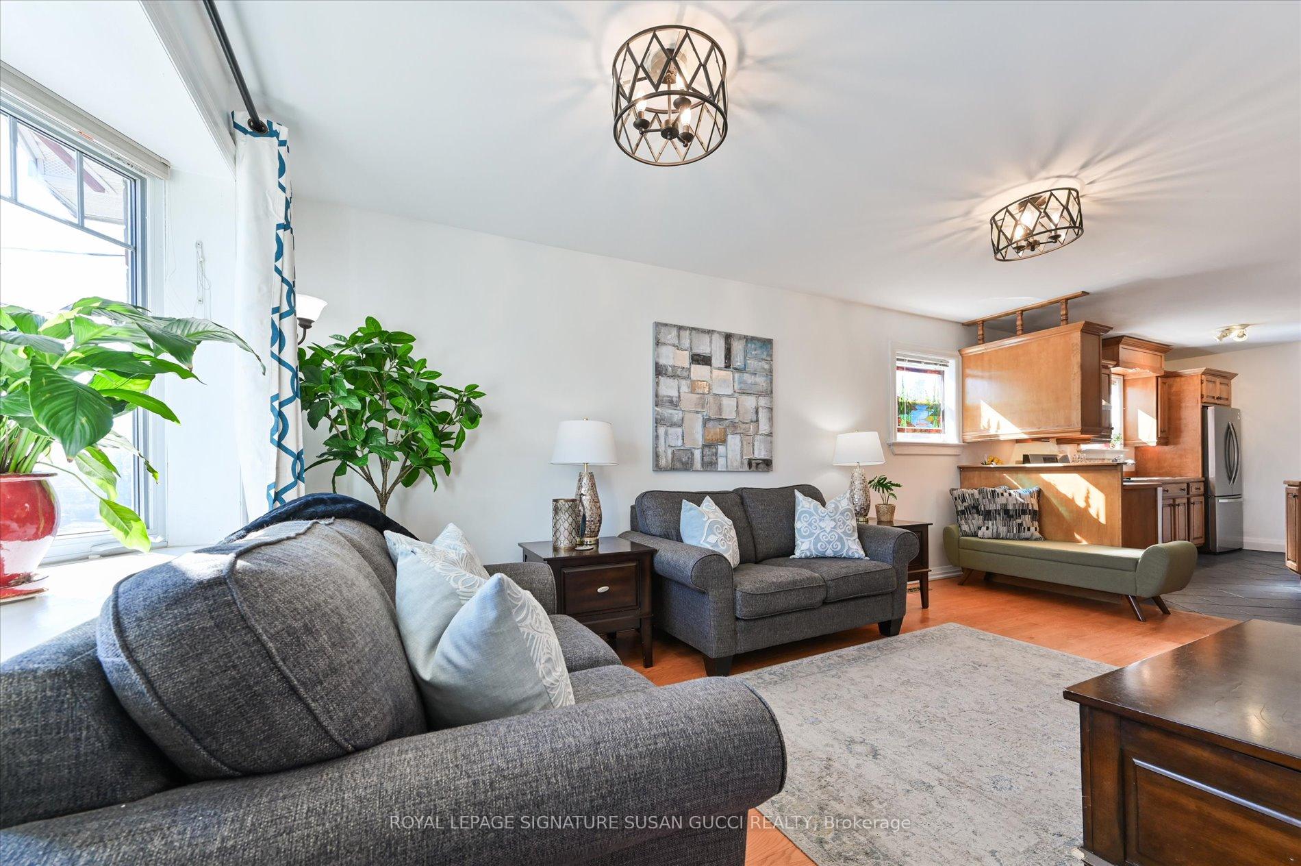 Photo 4 of 52 Galbraith Avenue, Toronto, O'Connor-Parkview — HOMEH