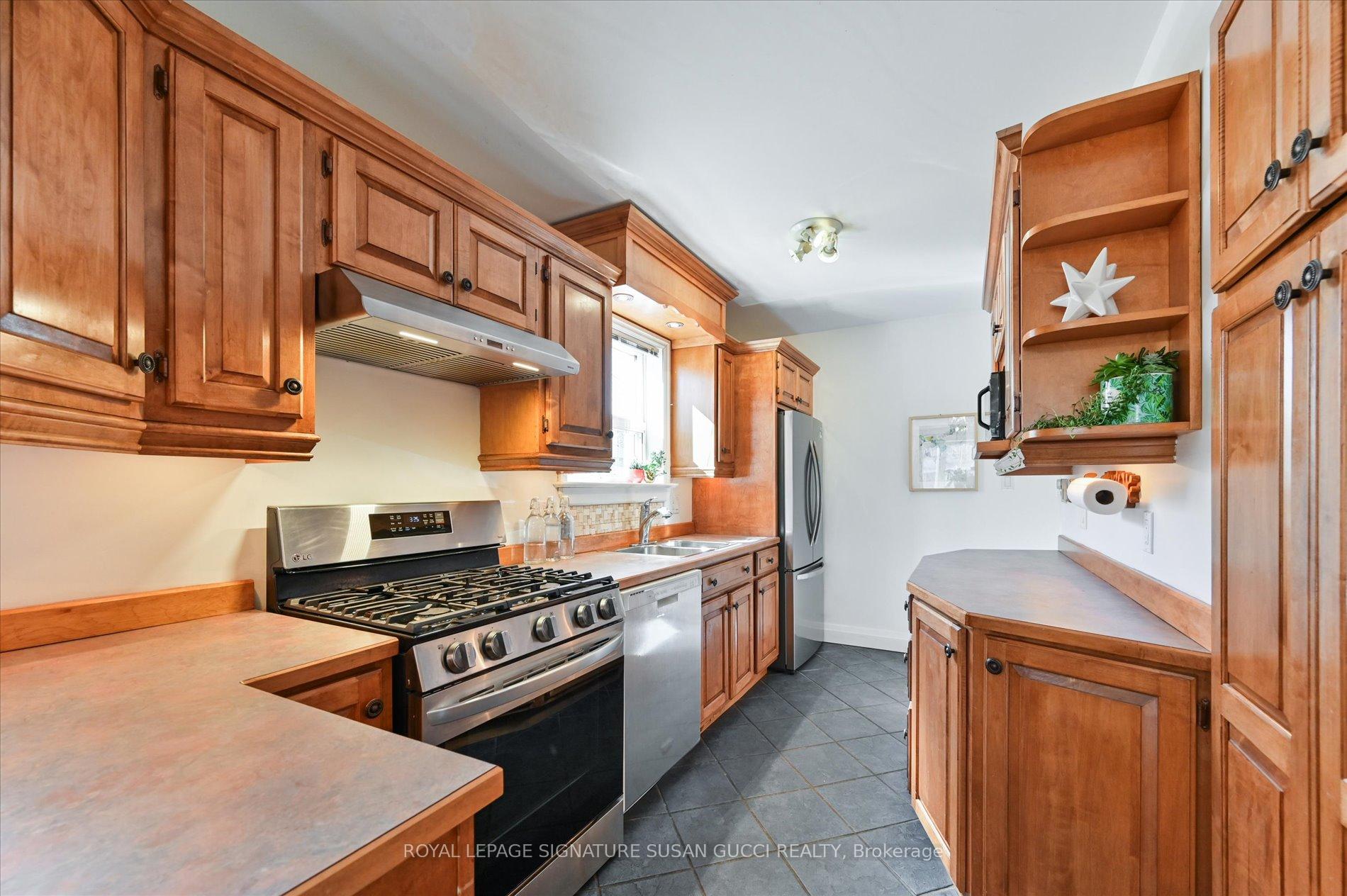 Photo 7 of 52 Galbraith Avenue, Toronto, O'Connor-Parkview — HOMEH