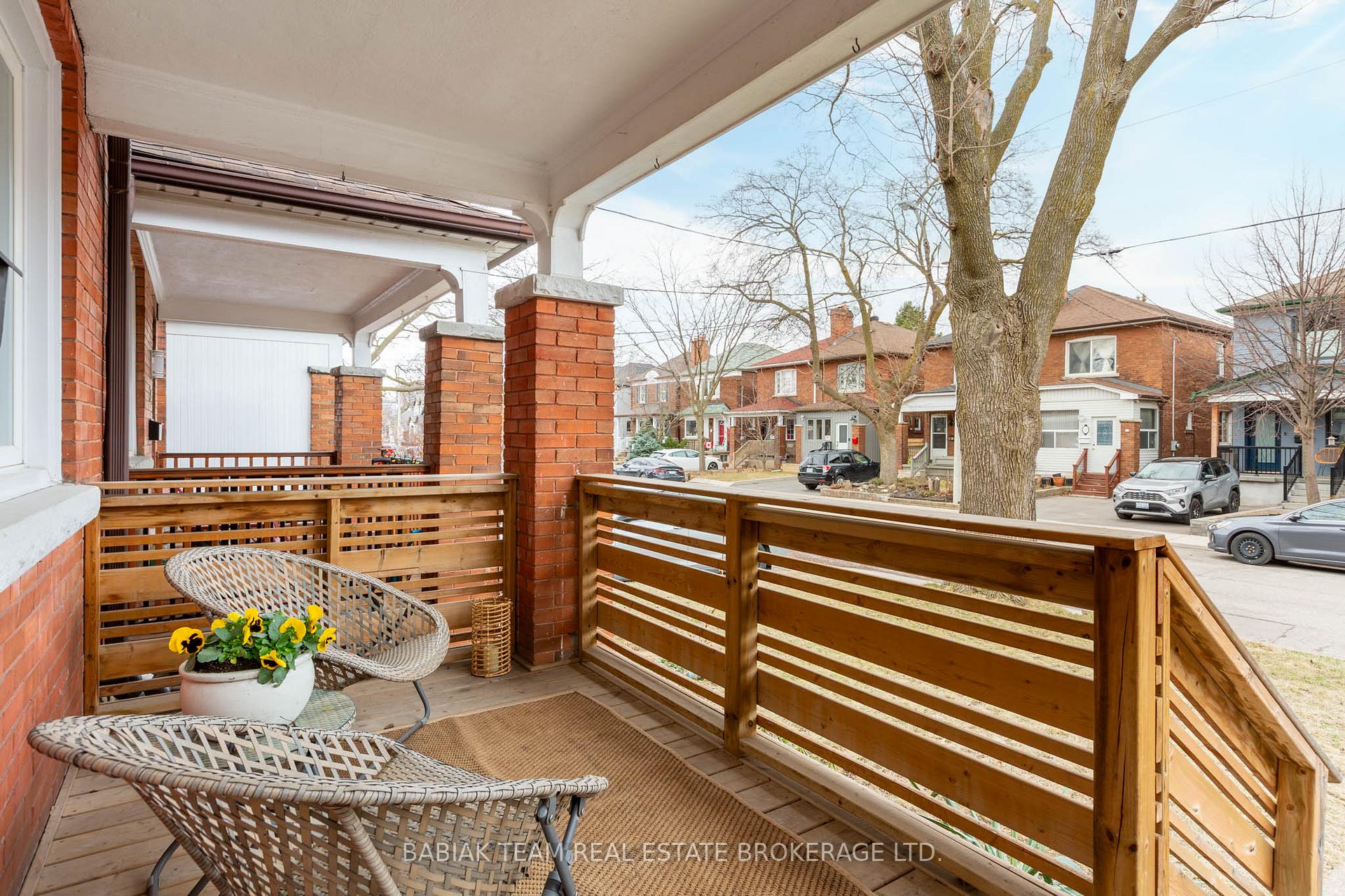 Photo 4 of 228 Dewhurst Boulevard N, Toronto, Danforth Village-East York — HOMEH