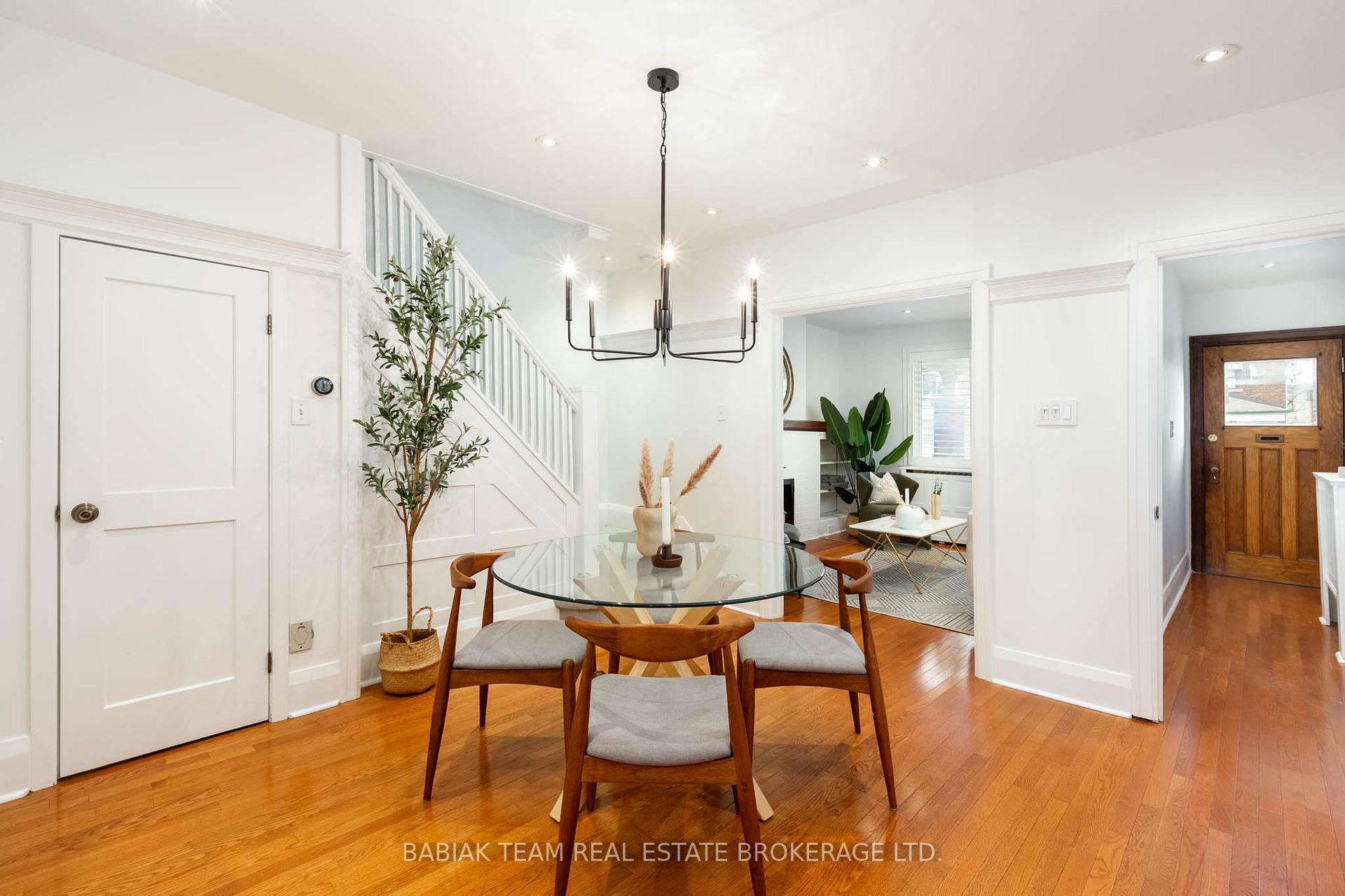 Photo 6 of 228 Dewhurst Boulevard N, Toronto, Danforth Village-East York — HOMEH