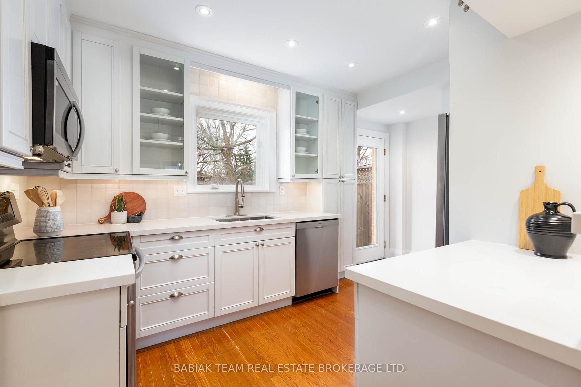 Photo 10 of 228 Dewhurst Boulevard N, Toronto, Danforth Village-East York — HOMEH