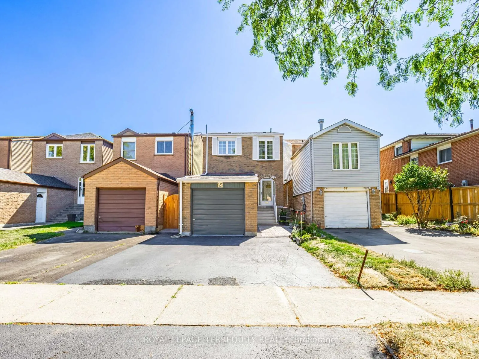 Photo 2 of 65 Bob O'link Avenue, Vaughan, Glen Shields — HOMEH
